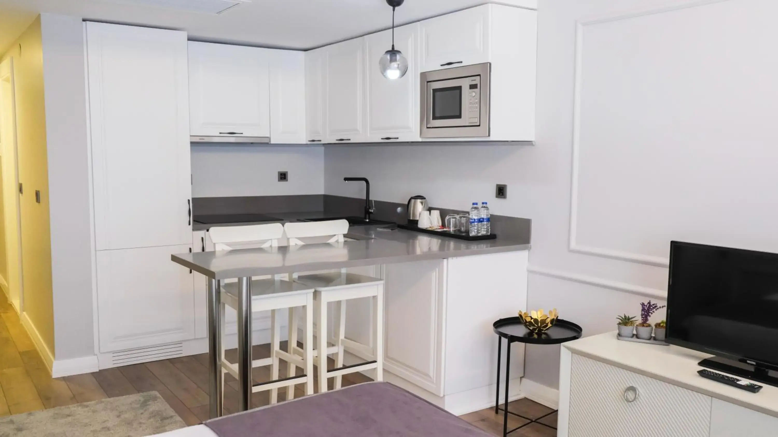 Double Room with Balcony - single occupancy in MYWAY DELUXE Alsancak Double Room with Balcony - single occupancy in MYWAY DELUXE Alsancak