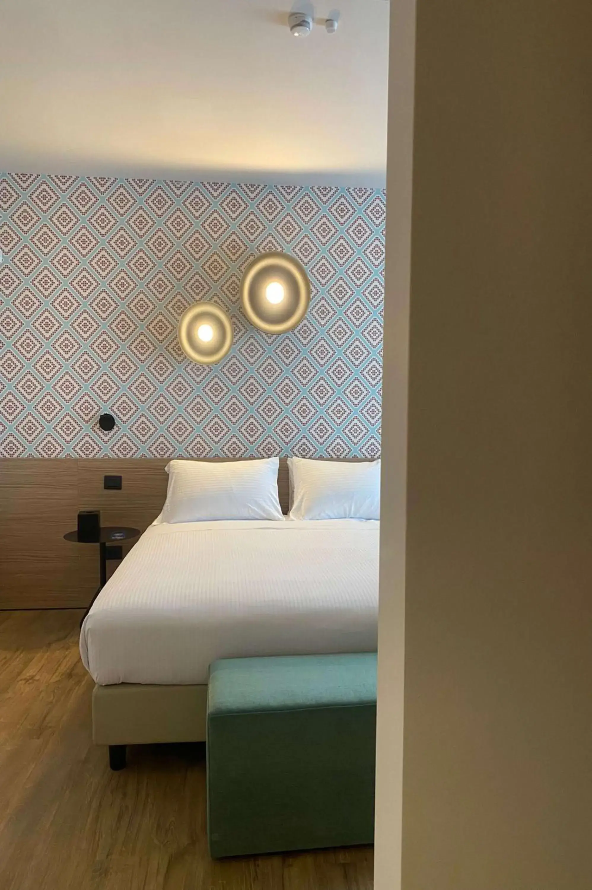 Two-Bedroom Superior Room with One King Bed and One Single Bed - Non-Smoking in Best Western Hotel Massafra Two-Bedroom Superior Room with One King Bed and One Single Bed - Non-Smoking in Best Western Hotel Massafra