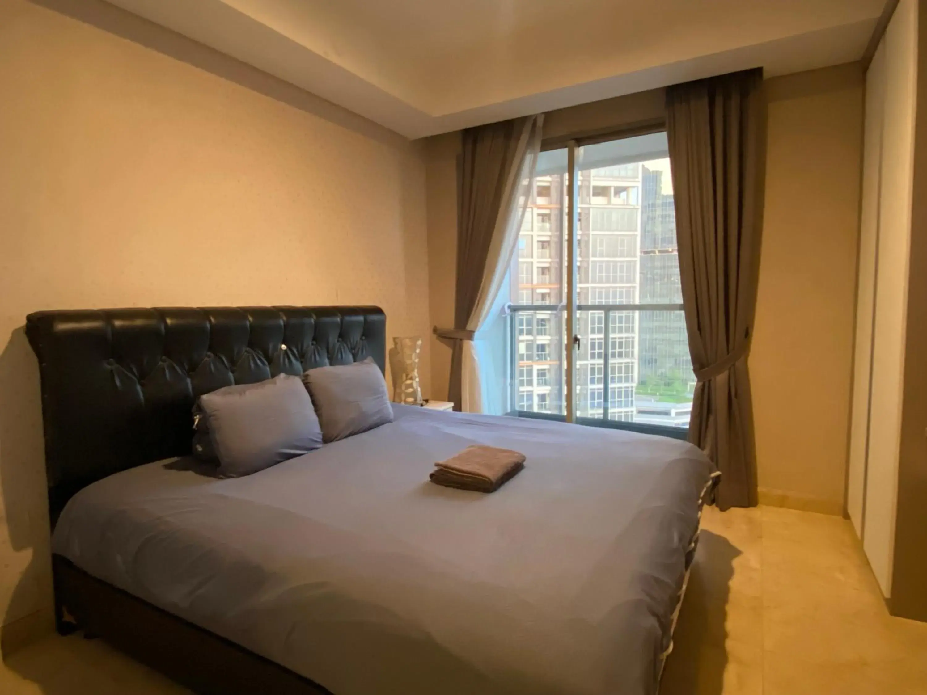 Deluxe King Studio in Comfort and Luxury Private Room at Goldcoast PIK Deluxe King Studio in Comfort and Luxury Private Room at Goldcoast PIK