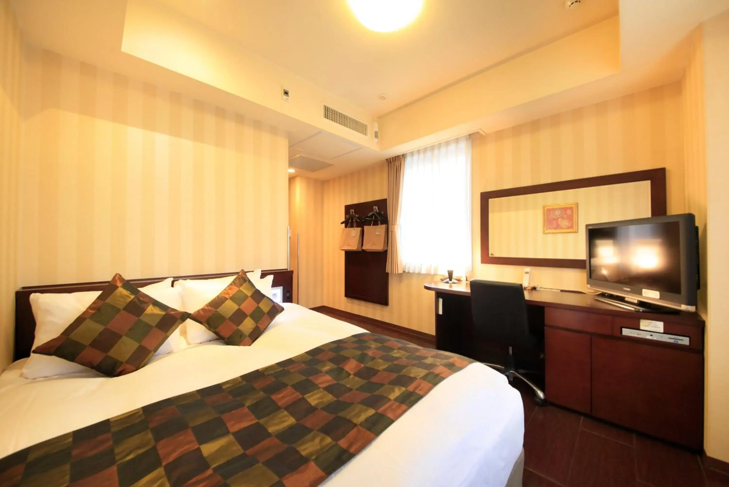 Corner Room - Non-Smoking in Hotel Coco Grand Kitasenju Corner Room - Non-Smoking in Hotel Coco Grand Kitasenju