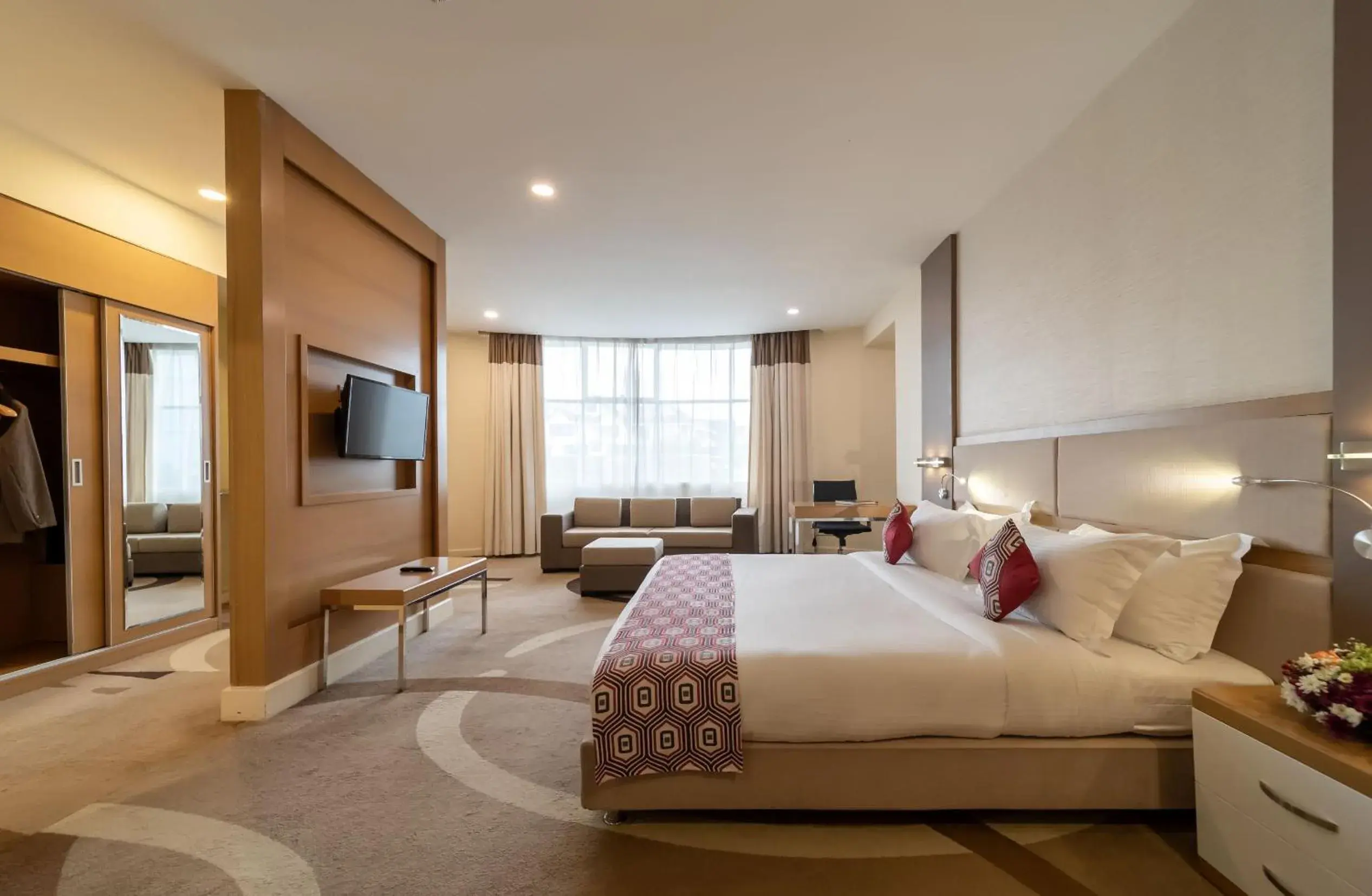 Deluxe King Room with City View in PrideInn Azure Hotel Nairobi Westlands Deluxe King Room with City View in PrideInn Azure Hotel Nairobi Westlands