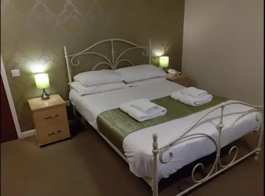 Budget Double Room in Dartmoor Lodge Hotel Budget Double Room in Dartmoor Lodge Hotel