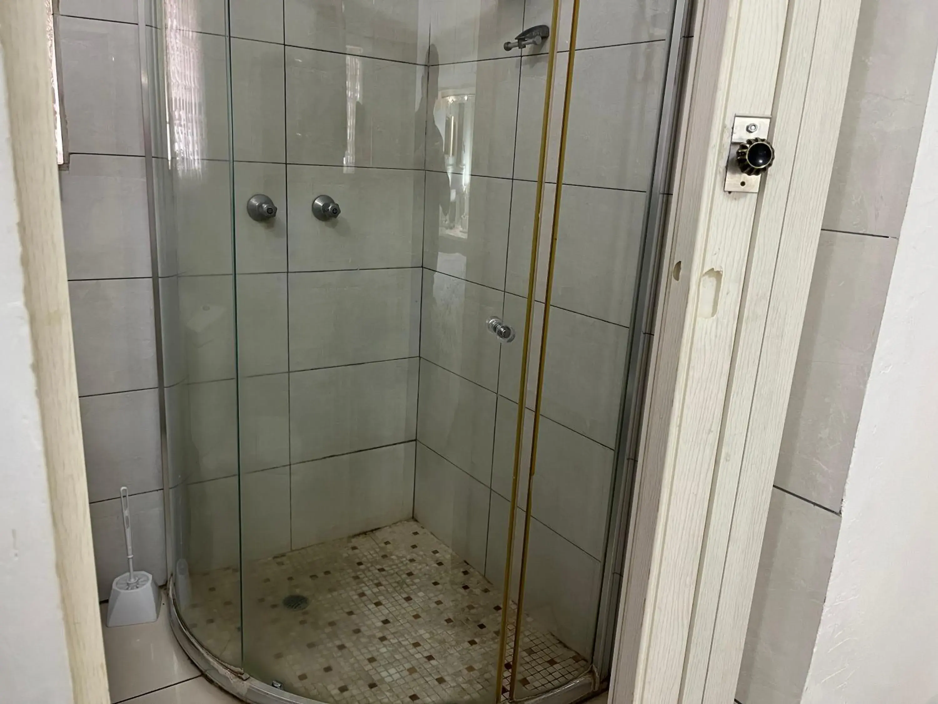 Deluxe Double Room - single occupancy in Sleepers Villa Guesthouse Deluxe Double Room - single occupancy in Sleepers Villa Guesthouse