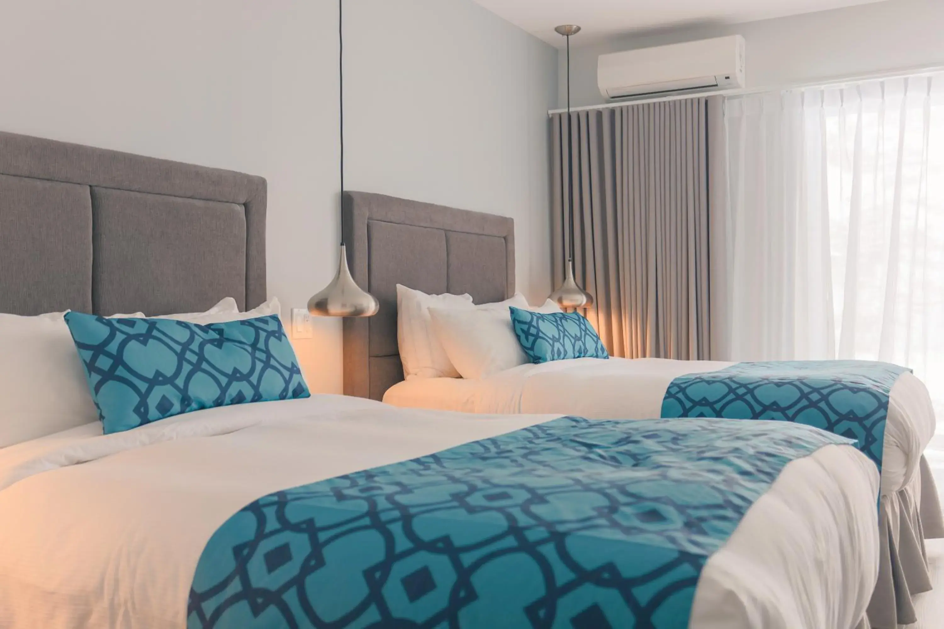 Deluxe with 2 double beds in Hotel Lac Brome Deluxe with 2 double beds in Hotel Lac Brome