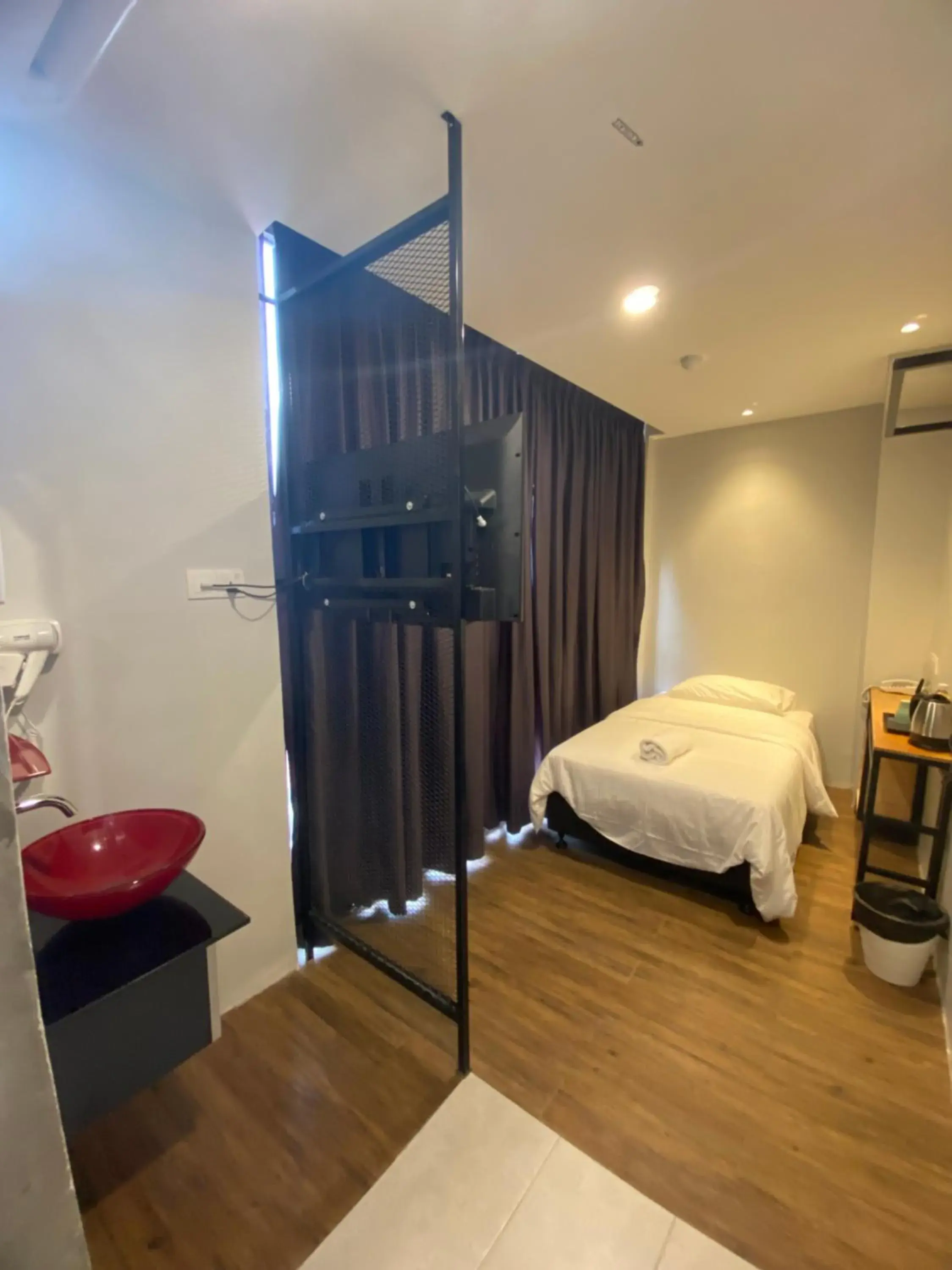 Single Room with Private Bathroom - single occupancy in Super 8 Hotel Alor Setar Single Room with Private Bathroom - single occupancy in Super 8 Hotel Alor Setar