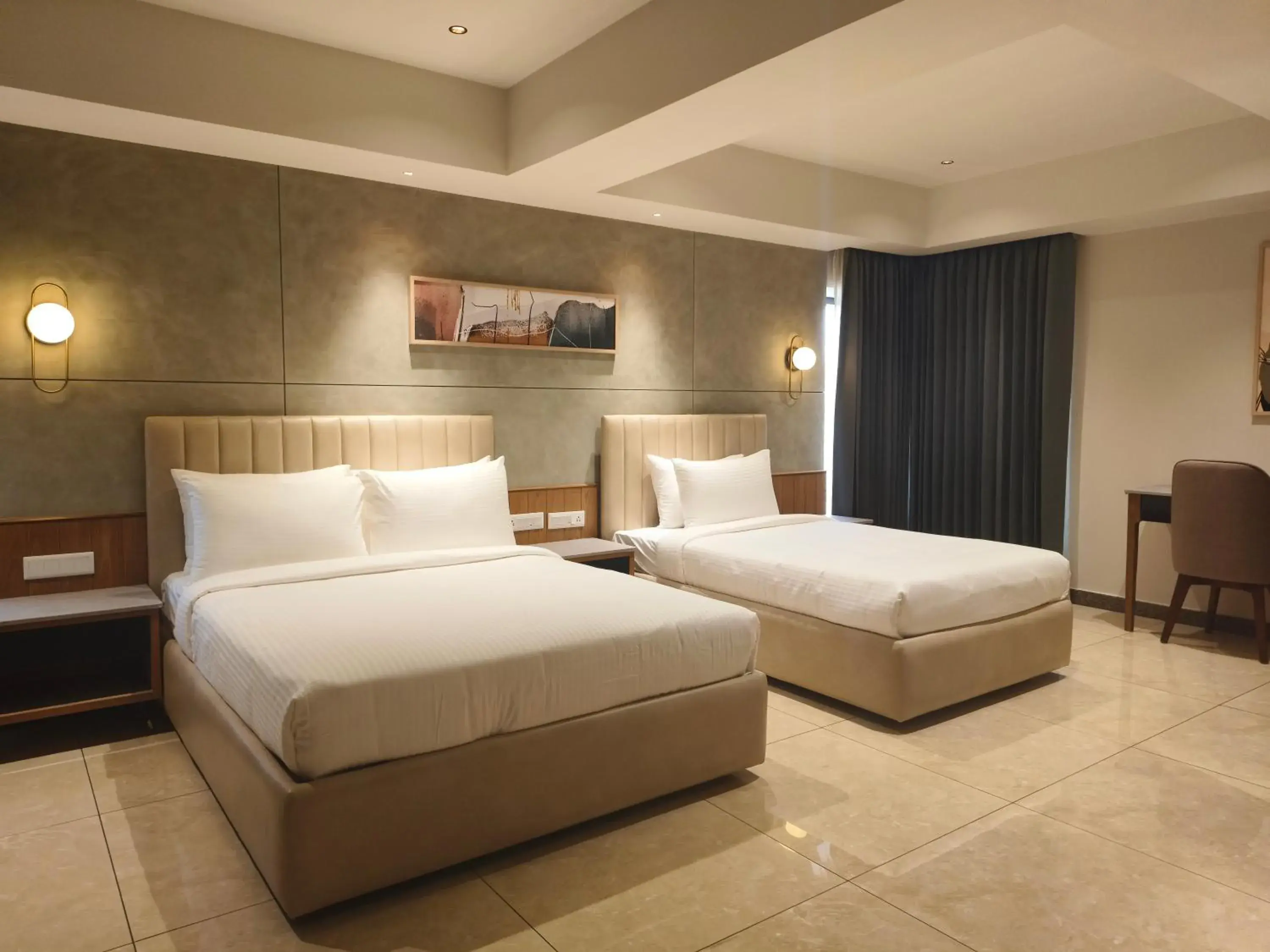 Family Room in Hotel Le Opera Family Room in Hotel Le Opera