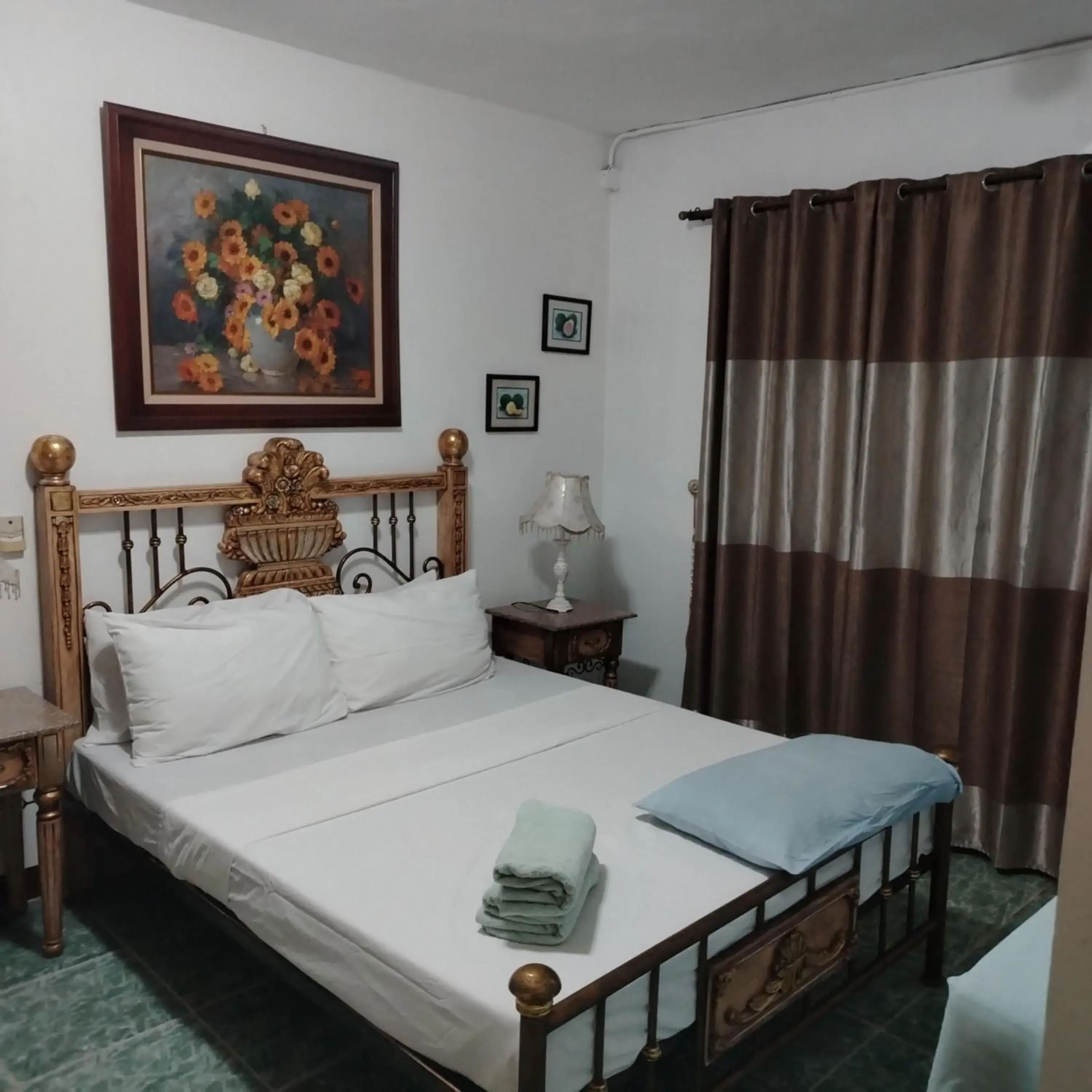 Deluxe Junior Suite in White & Yellow Castle Hotel and Resort Deluxe Junior Suite in White & Yellow Castle Hotel and Resort