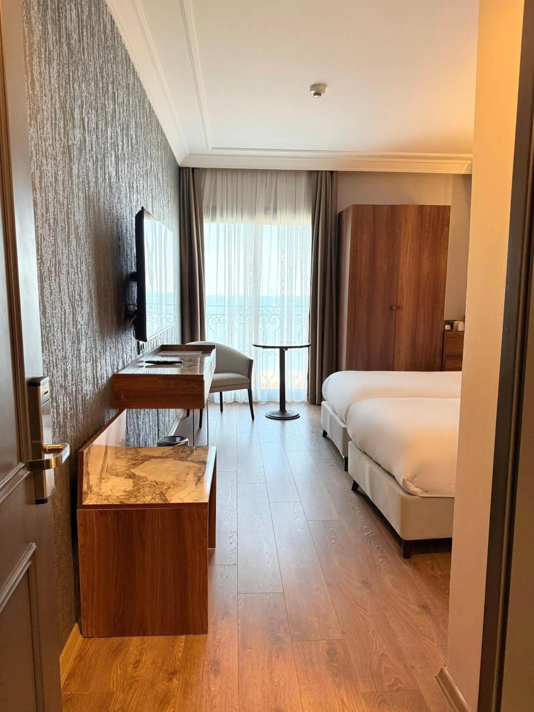 Twin Room with Sea View in The Yalı Konak Hotel İzmir Twin Room with Sea View in The Yalı Konak Hotel İzmir