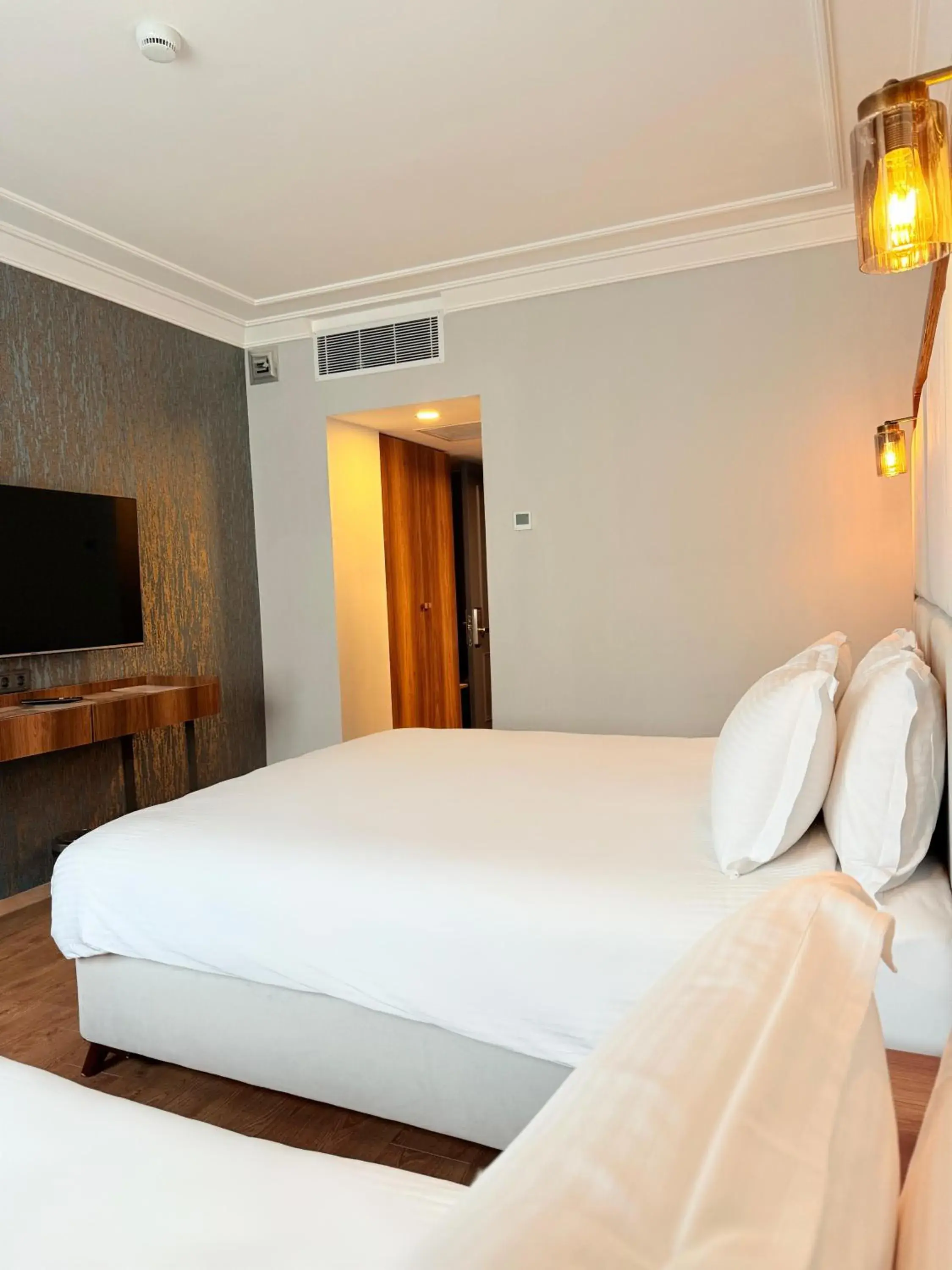 Family Room in The Yalı Konak Hotel İzmir Family Room in The Yalı Konak Hotel İzmir