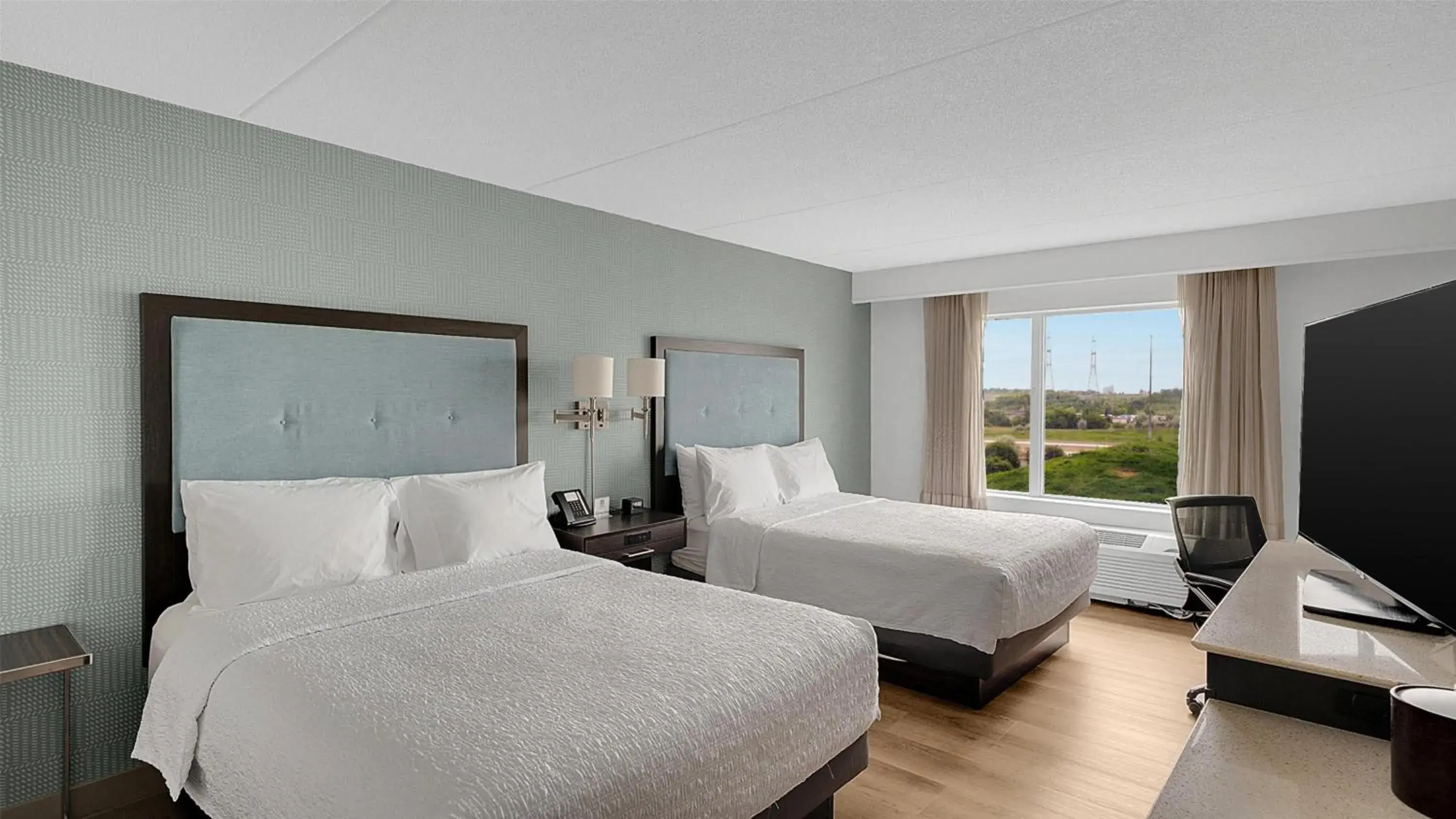 Queen Room with Two Queen Beds (4 Adults) in Hampton Inn & Suites by Hilton Toronto Markham Queen Room with Two Queen Beds (4 Adults) in Hampton Inn & Suites by Hilton Toronto Markham