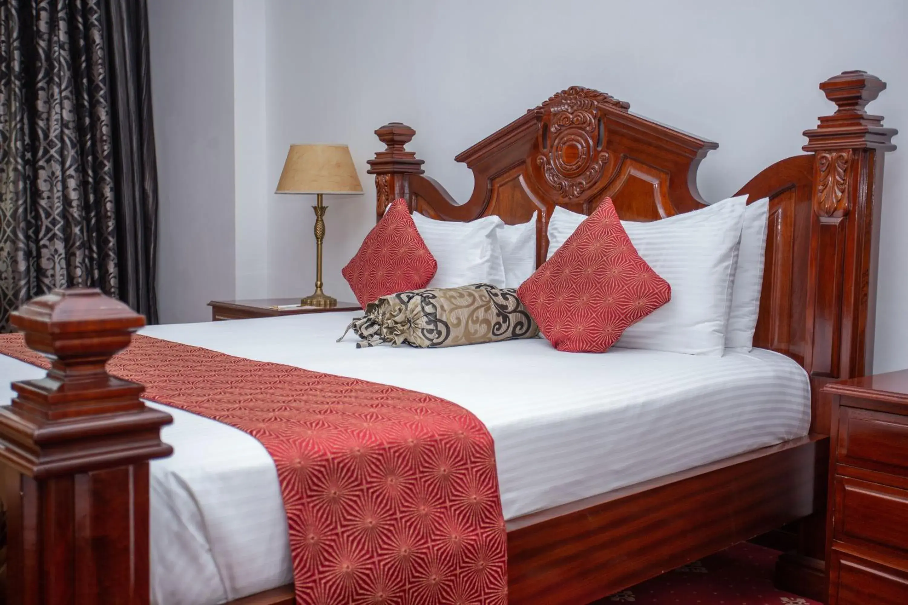 Deluxe Suite in Weston Hotel Deluxe Suite in Weston Hotel