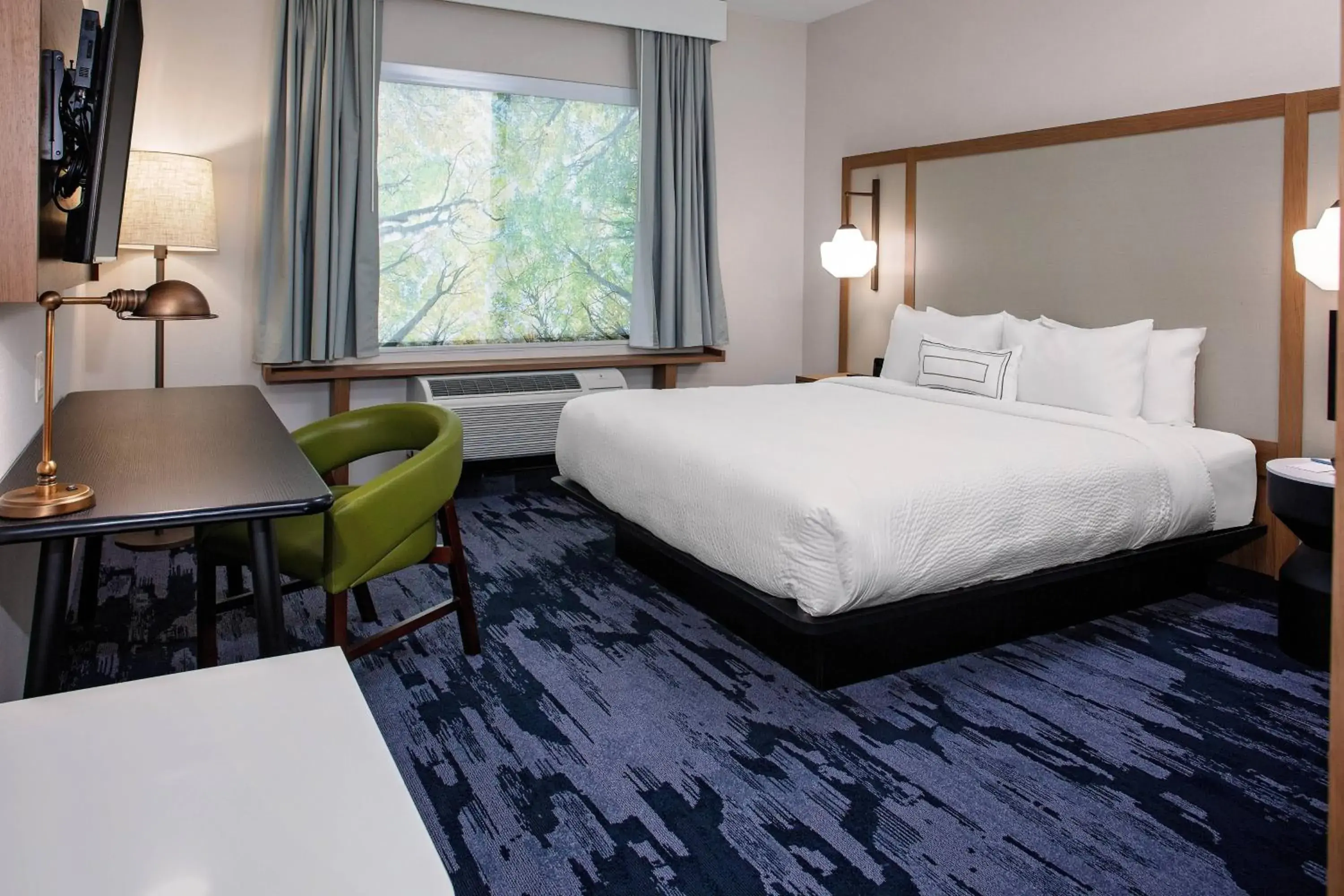 Guest Room, 1 King in Fairfield by Marriott Port Clinton Waterfront Guest Room, 1 King in Fairfield by Marriott Port Clinton Waterfront