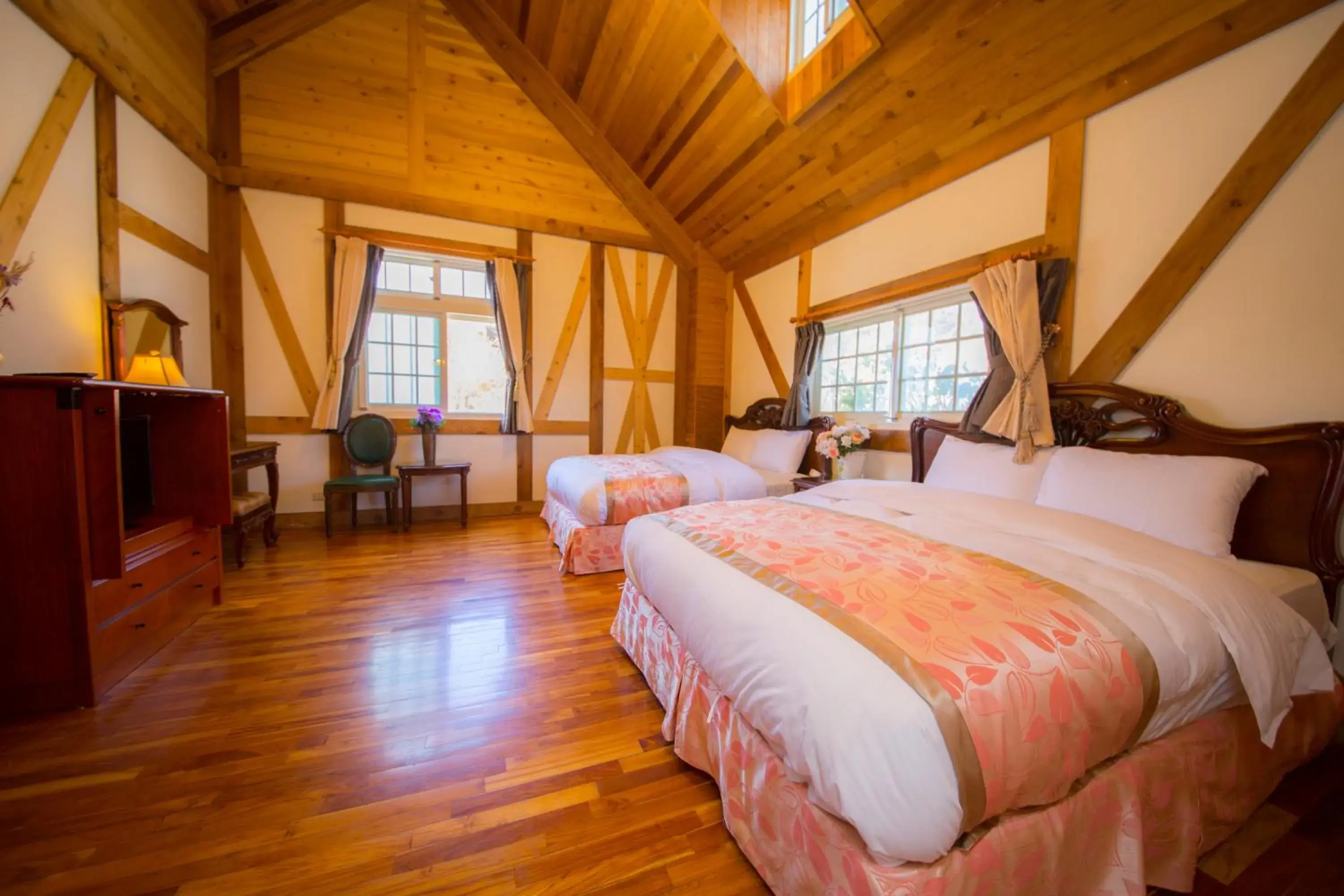 Classic Quadruple Room in The Cotswolds Villa Classic Quadruple Room in The Cotswolds Villa