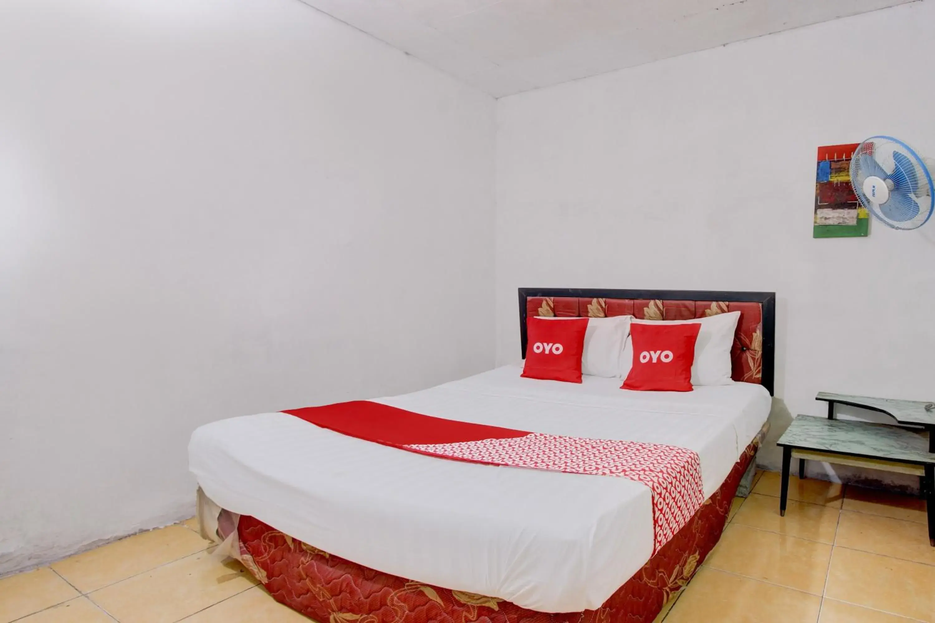 Standard Double Room in Hotel O Homestay Bambu Oerip Syariah Standard Double Room in Hotel O Homestay Bambu Oerip Syariah