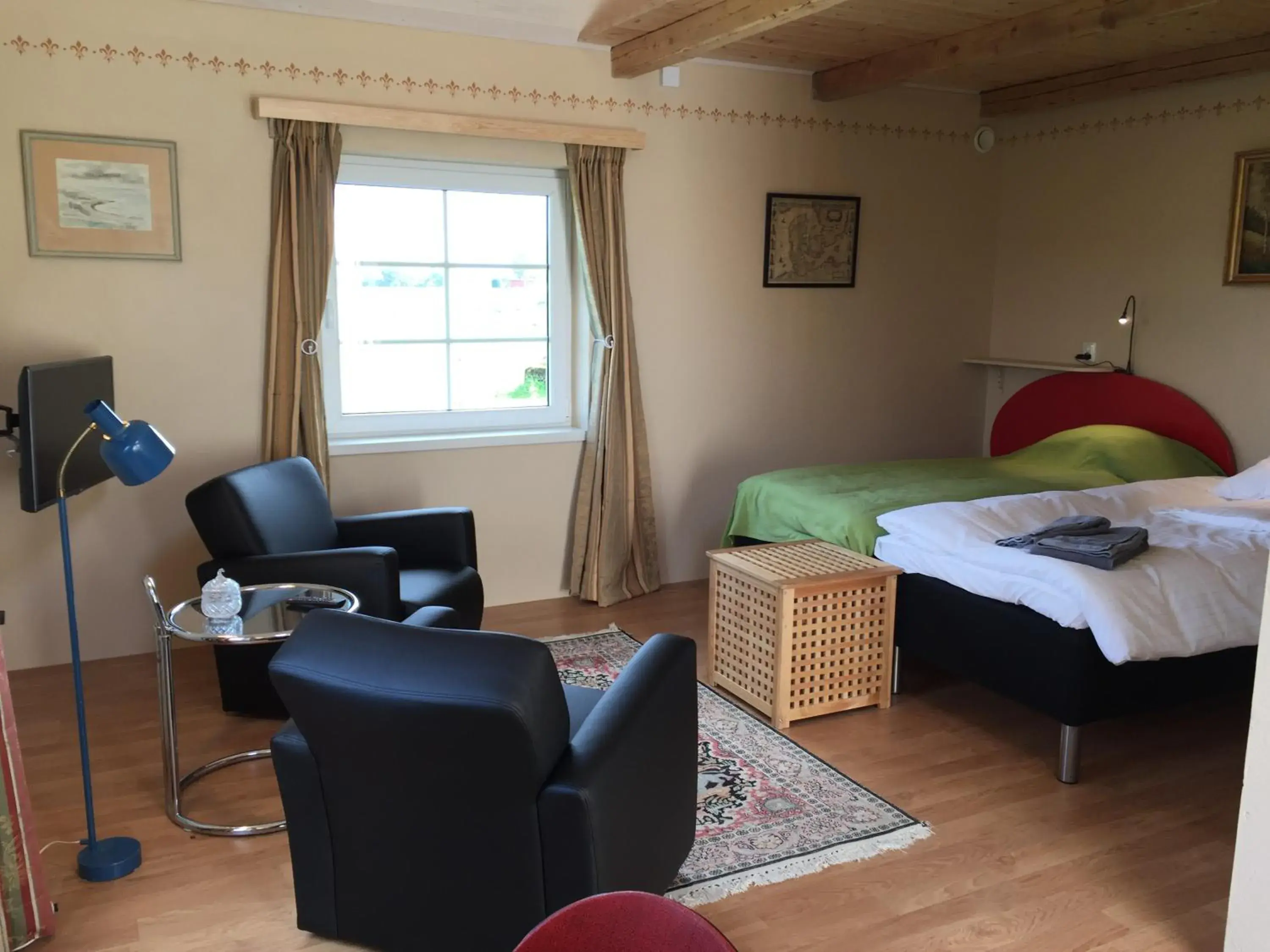 Deluxe Double or Twin Room with Garden View - single occupancy in Lilla Trulla Gårdshotell - Feels like home Deluxe Double or Twin Room with Garden View - single occupancy in Lilla Trulla Gårdshotell - Feels like home