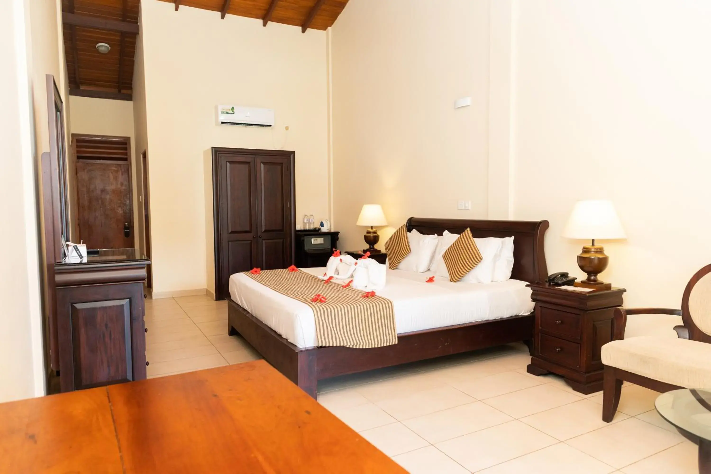 Superior Double or Twin Room with Sea View - single occupancy in Paradise Beach Club Superior Double or Twin Room with Sea View - single occupancy in Paradise Beach Club