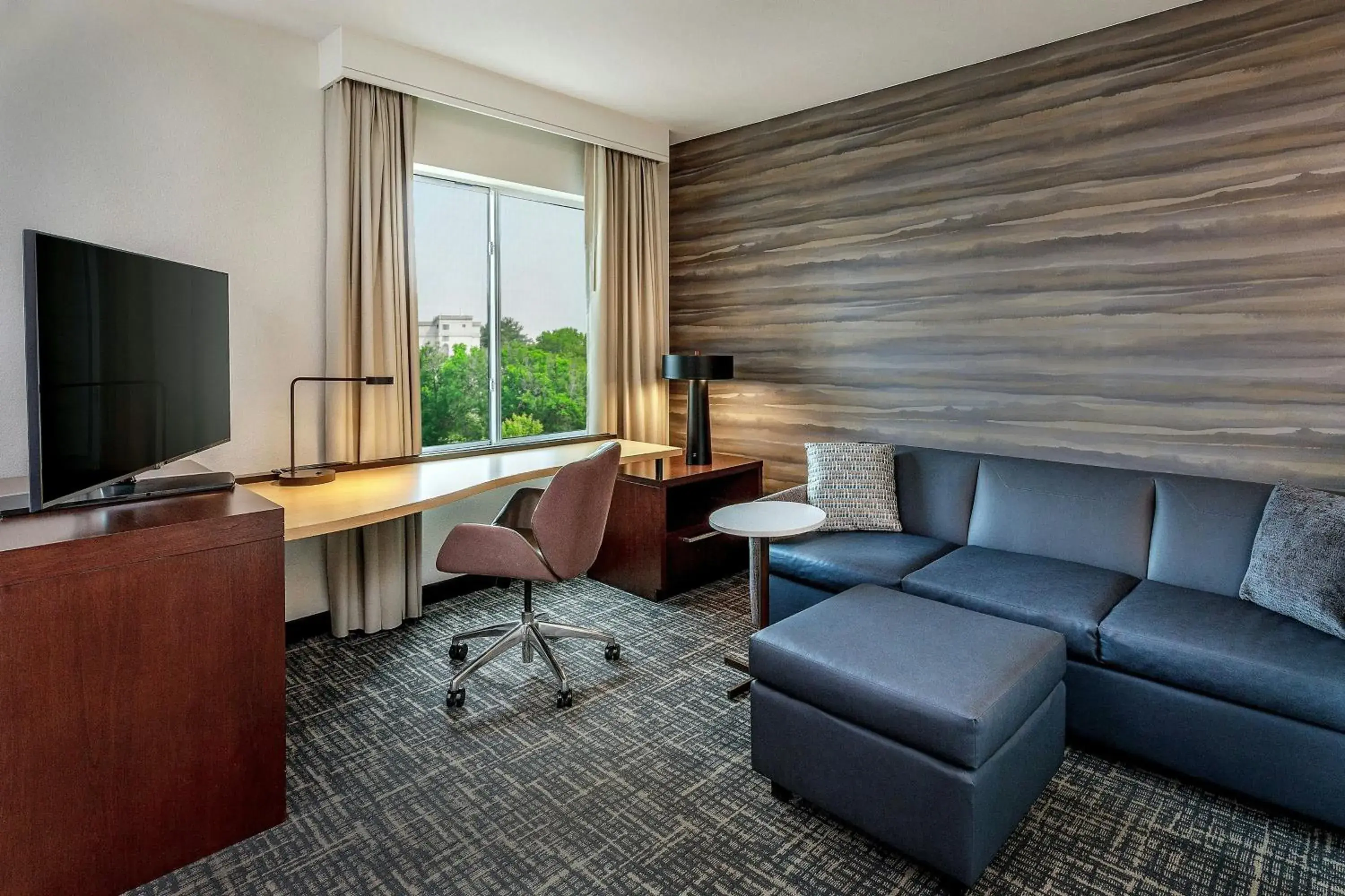 King Room with Roll-in Shower - Mobility and Hearing Accessible in Residence Inn by Marriott Nashua King Room with Roll-in Shower - Mobility and Hearing Accessible in Residence Inn by Marriott Nashua