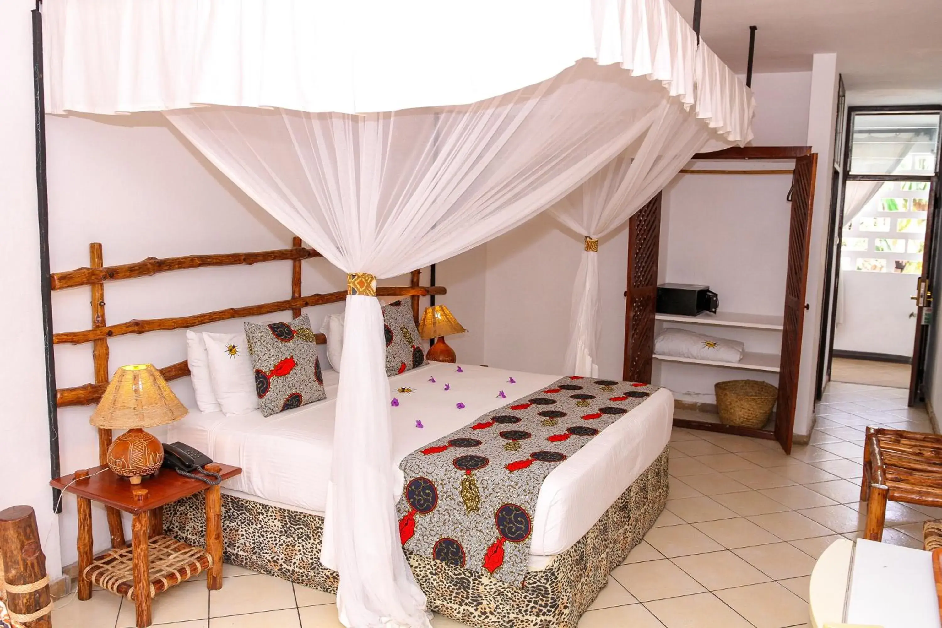 Superior Double or Twin Room in Kahama Hotel Mombasa Superior Double or Twin Room in Kahama Hotel Mombasa