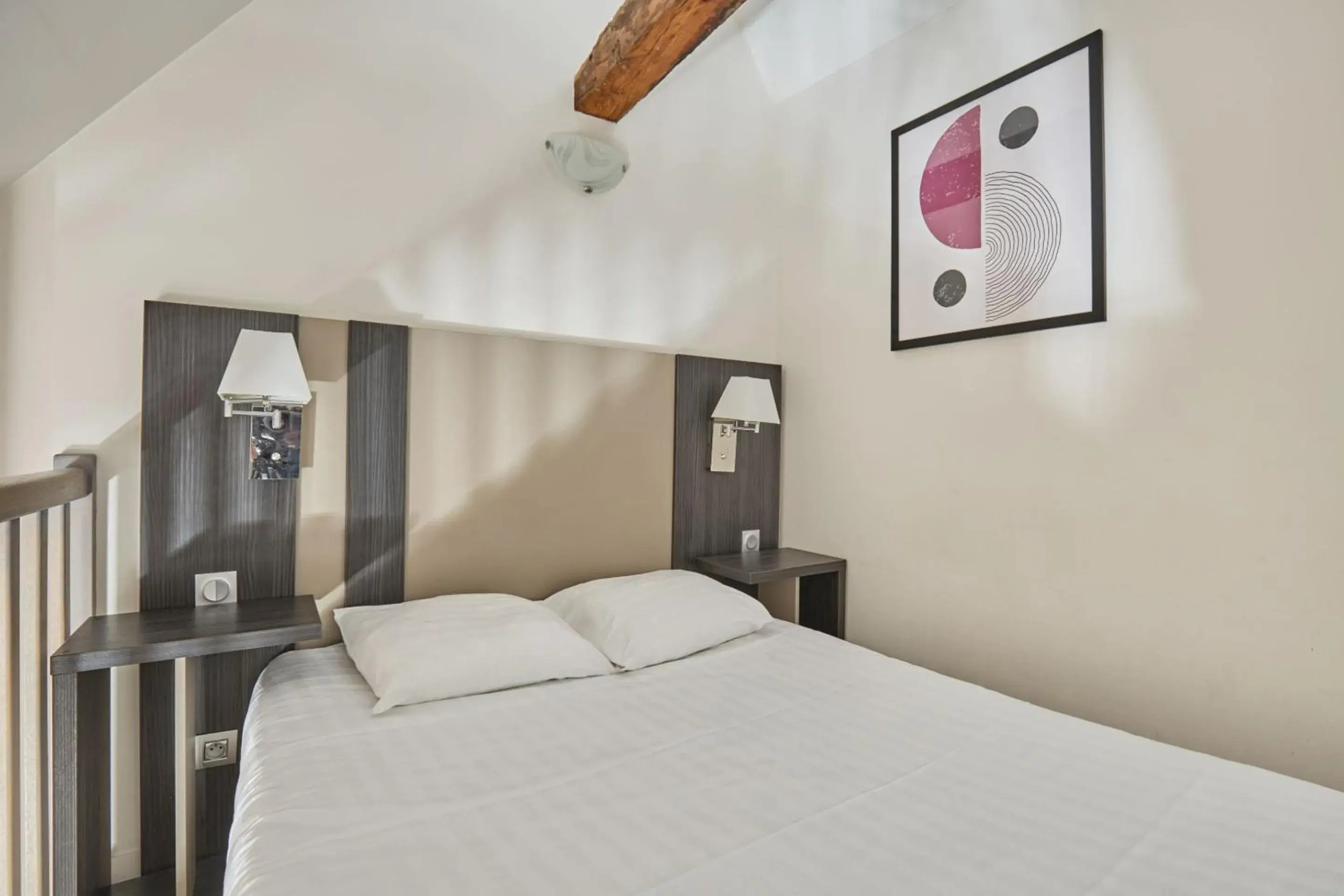 One-Bedroom Apartment in Appart'hôtel Odalys City - Dijon Centre Les Cordeliers One-Bedroom Apartment in Appart'hôtel Odalys City - Dijon Centre Les Cordeliers