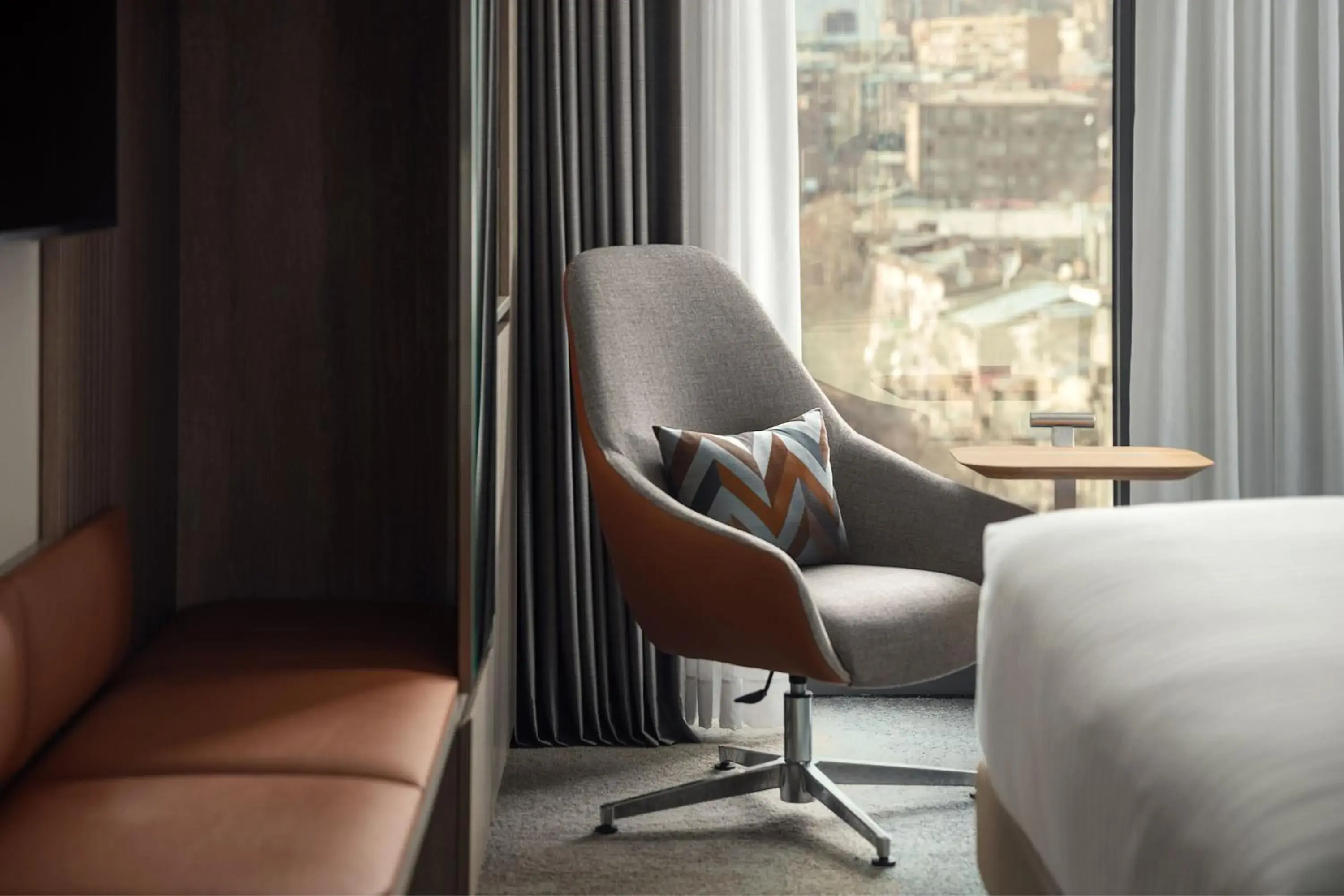 Superior King Room with City View in Courtyard by Marriott Yerevan Superior King Room with City View in Courtyard by Marriott Yerevan