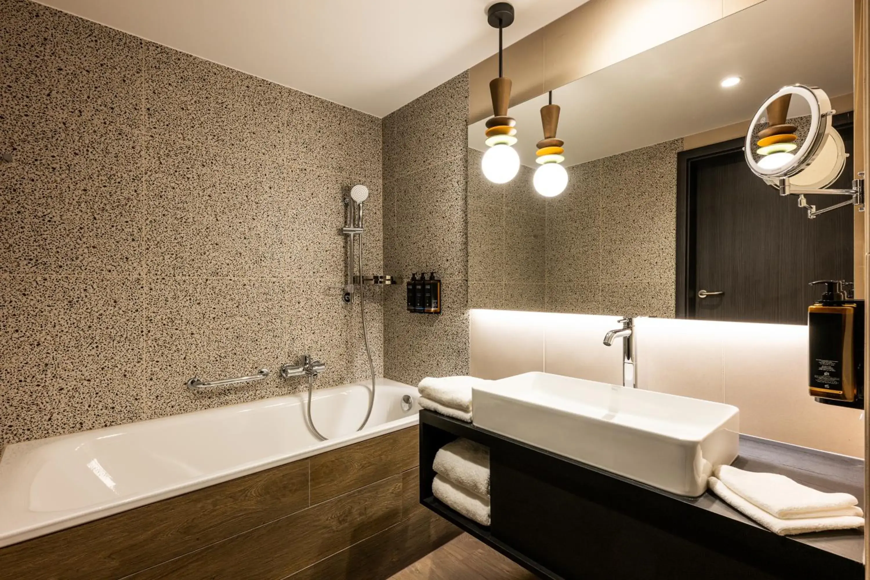 Executive Suite with Double Bed and Sofa Bed in Mercure Szczyrk Resort Executive Suite with Double Bed and Sofa Bed in Mercure Szczyrk Resort