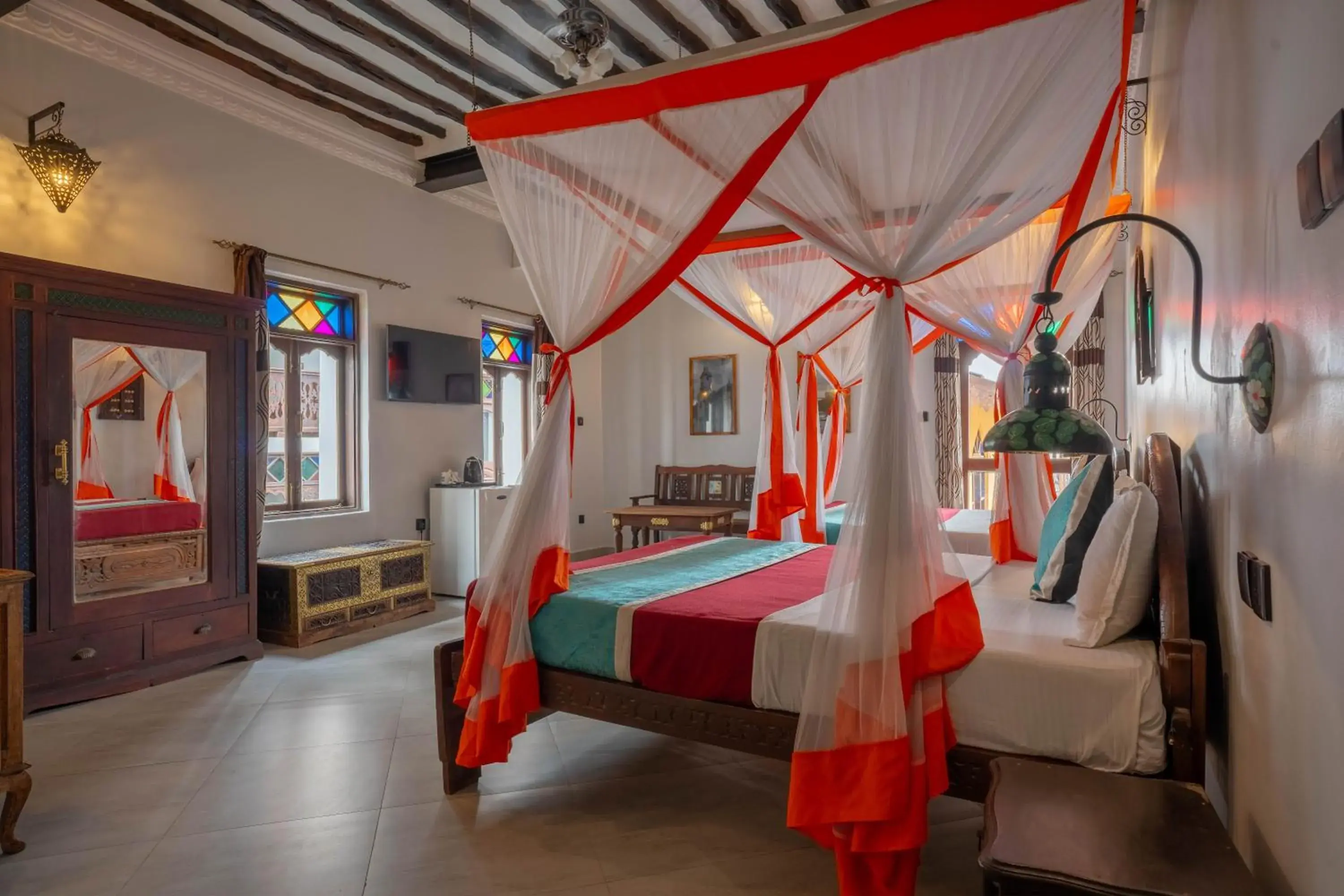 Twin Room with Pool View in Mizingani Seafront Hotel Twin Room with Pool View in Mizingani Seafront Hotel