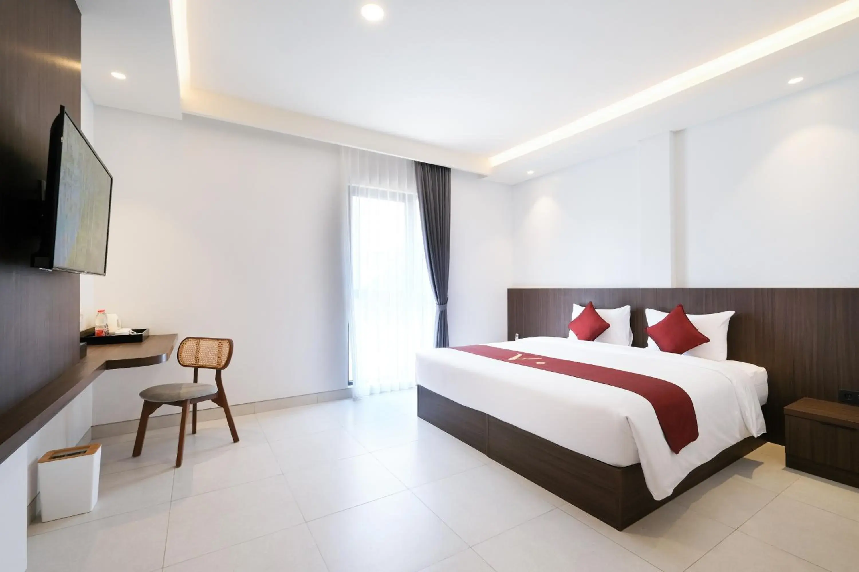 Superior King Room - single occupancy in ValStar Hotel Canggu Superior King Room - single occupancy in ValStar Hotel Canggu