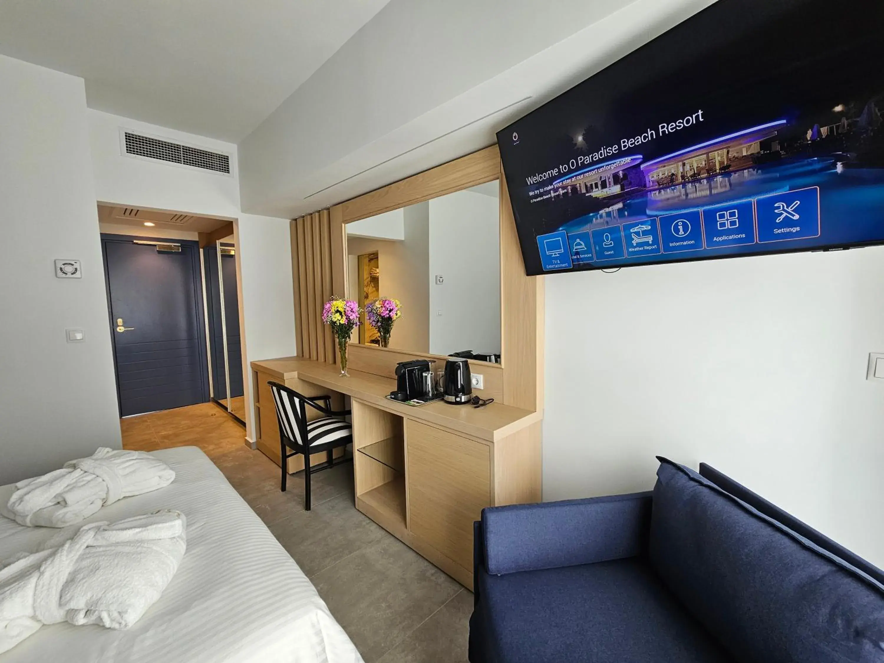 Junior Suite with Mountain View in O Paradise beach Resort and Spa Junior Suite with Mountain View in O Paradise beach Resort and Spa