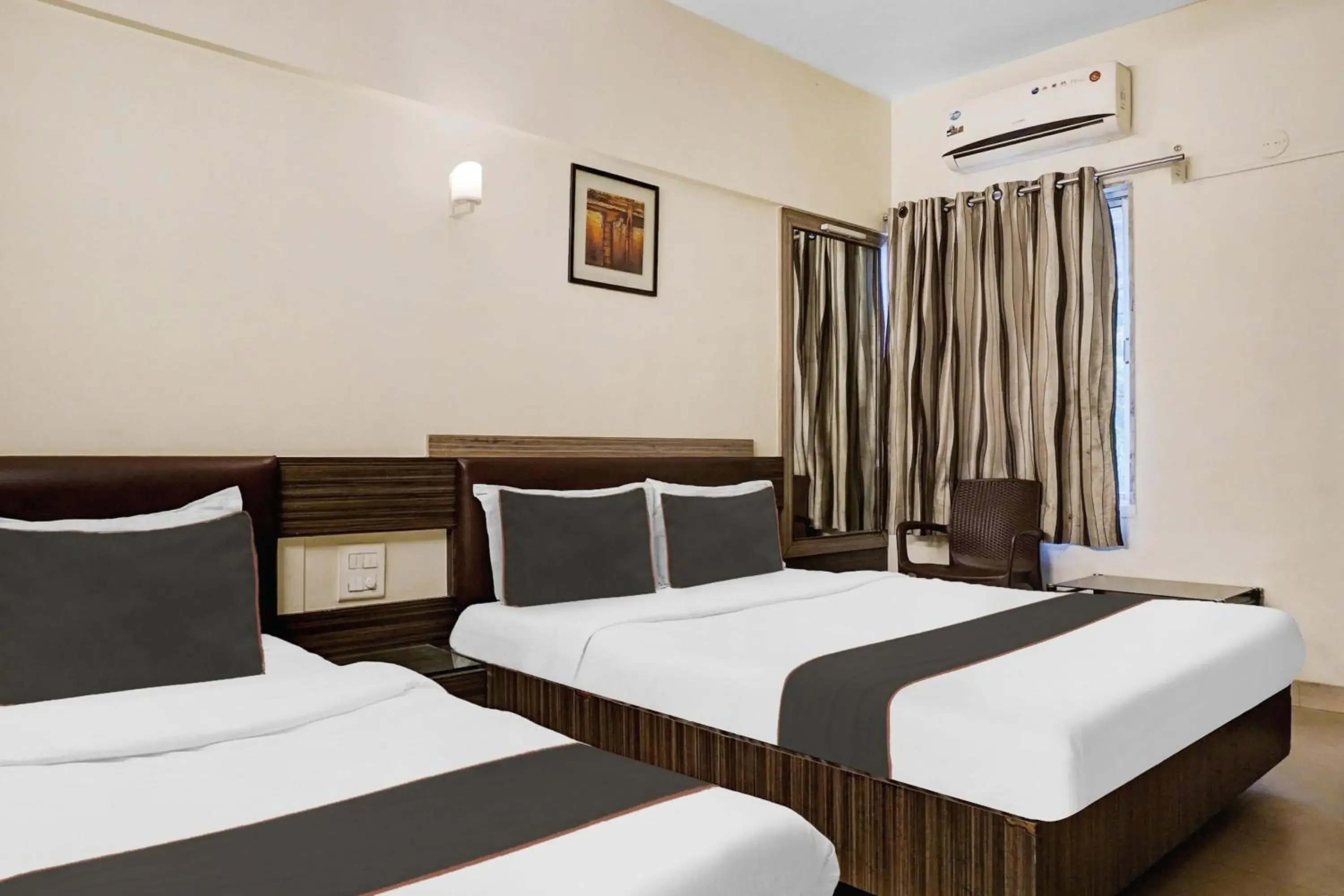 Classic Triple Room - single occupancy in Collection O Rama Executive Classic Triple Room - single occupancy in Collection O Rama Executive