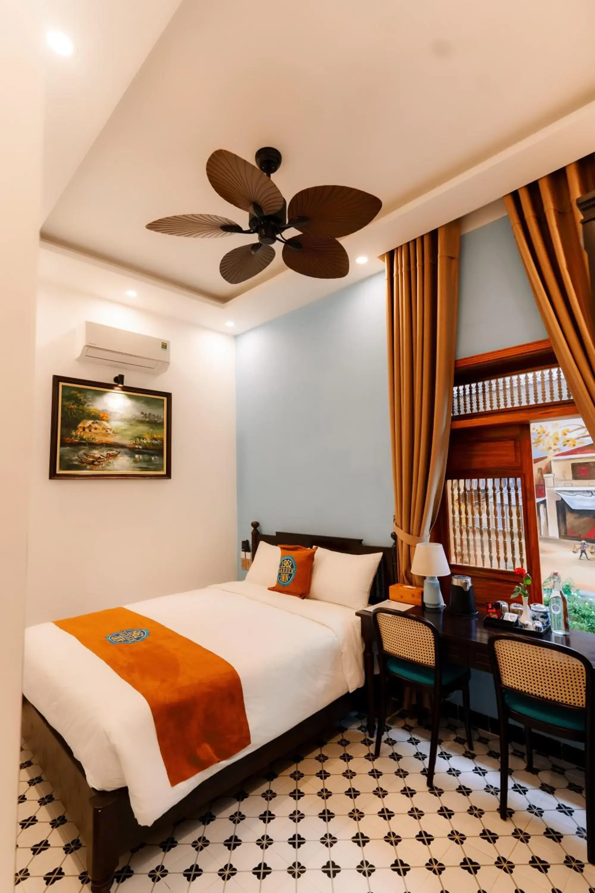 Superior Double Room in 75 Garden INN Superior Double Room in 75 Garden INN