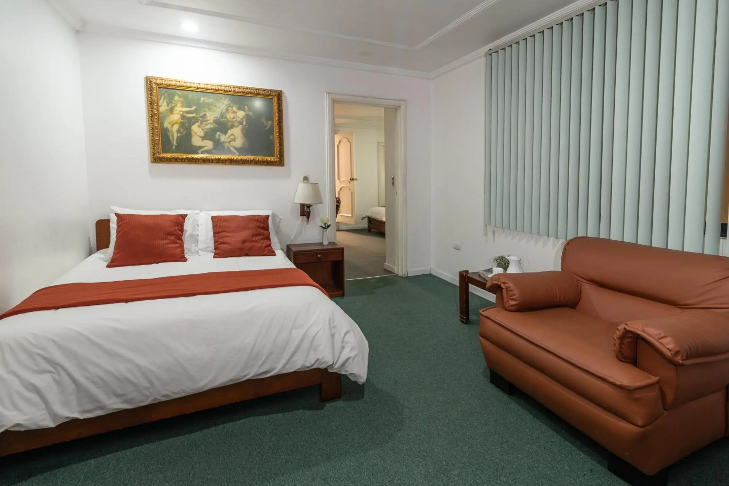 Classic Triple Room in Hotel Cordero Classic Triple Room in Hotel Cordero