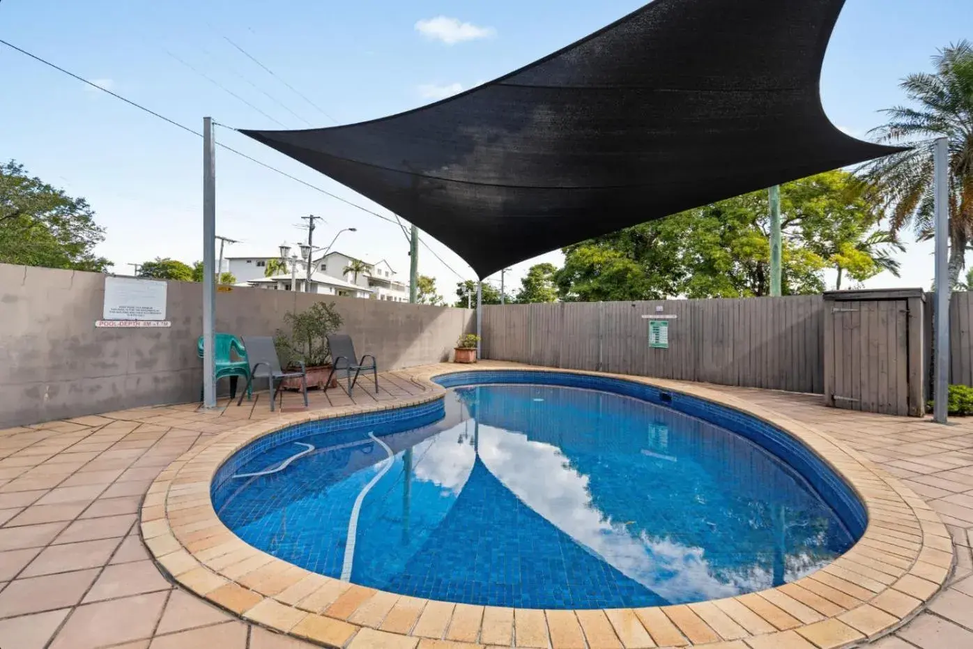 Superior Two-Bedroom Apartment in Hampton Court Apartments Superior Two-Bedroom Apartment in Hampton Court Apartments