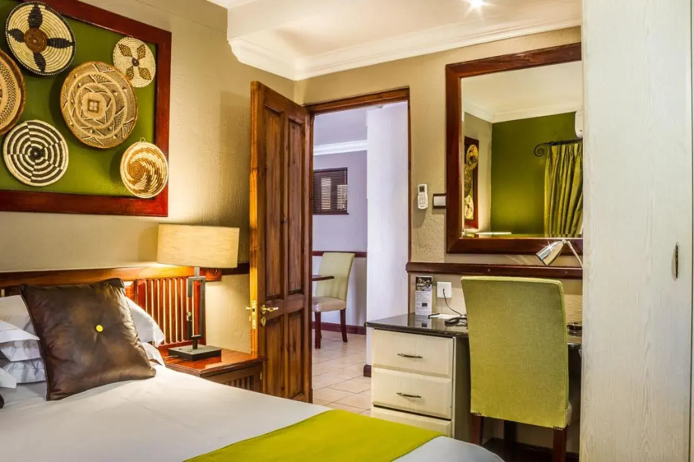 Studio - single occupancy in Peermont Mondior Hotel Studio - single occupancy in Peermont Mondior Hotel