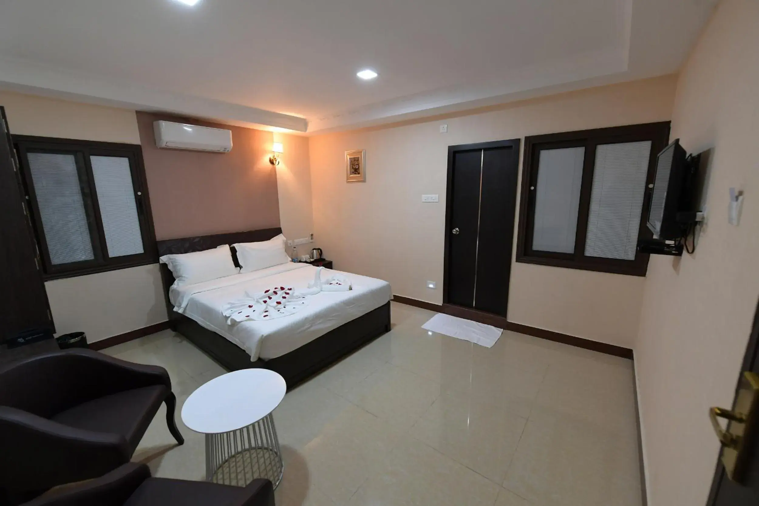 Superior Double Room - single occupancy in Coastal Grand Hotel Sampath Superior Double Room - single occupancy in Coastal Grand Hotel Sampath