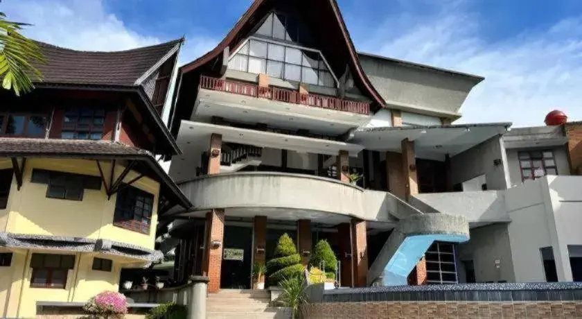 Sapadia Hotel Parapat Sapadia Hotel Parapat