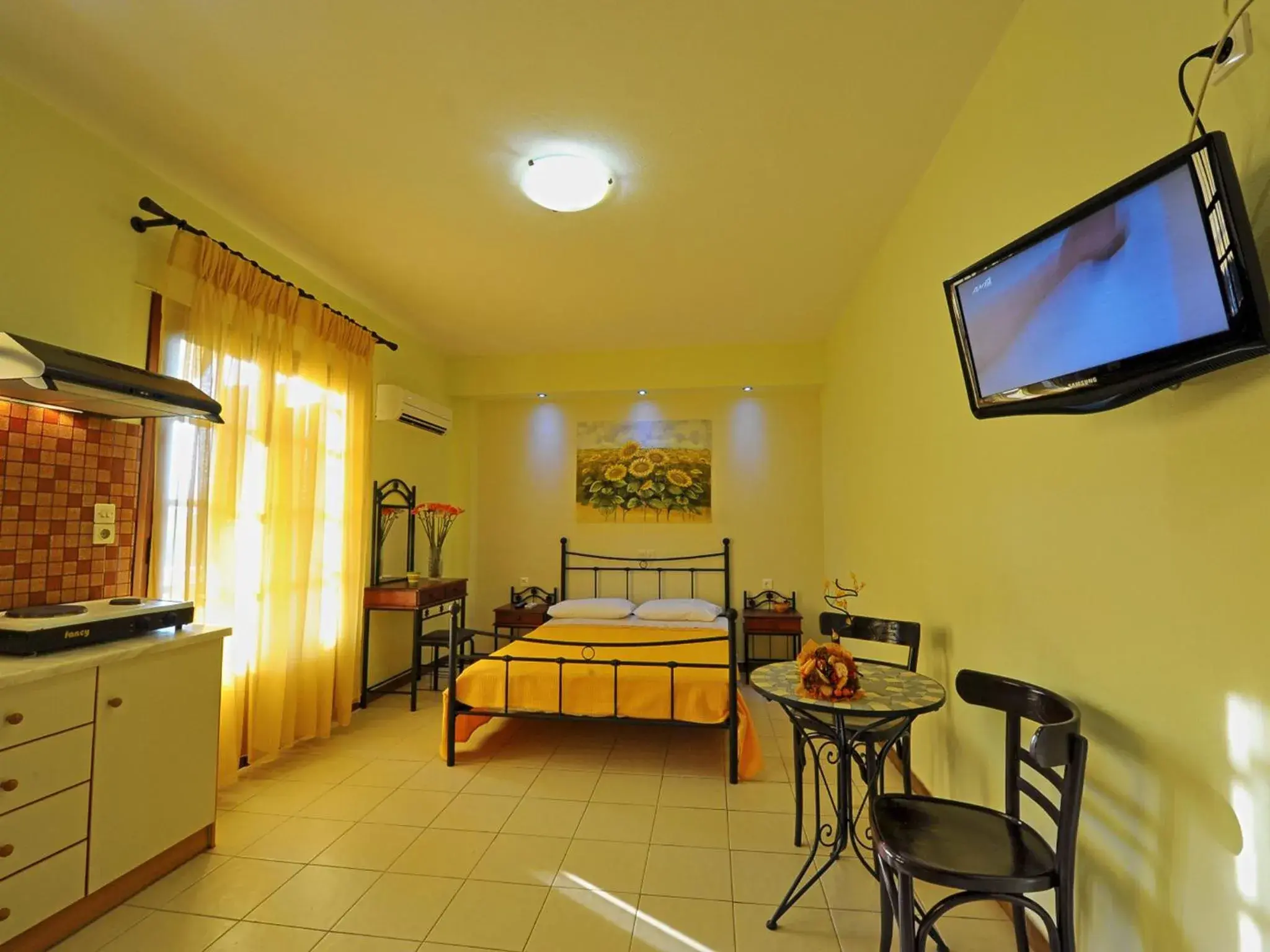 Superior Studio in Iliotropio Studios Superior Studio in Iliotropio Studios