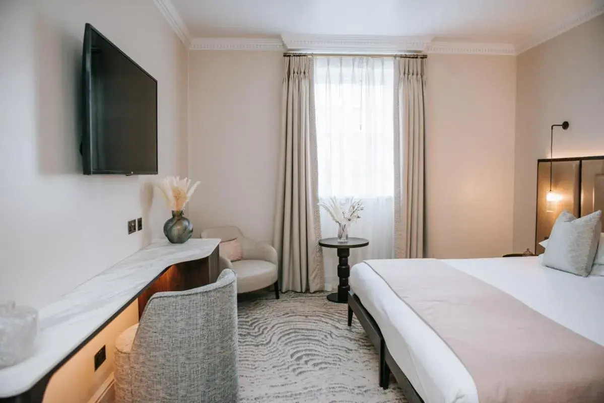 Classic Superior Double in Mottram Hall Classic Superior Double in Mottram Hall