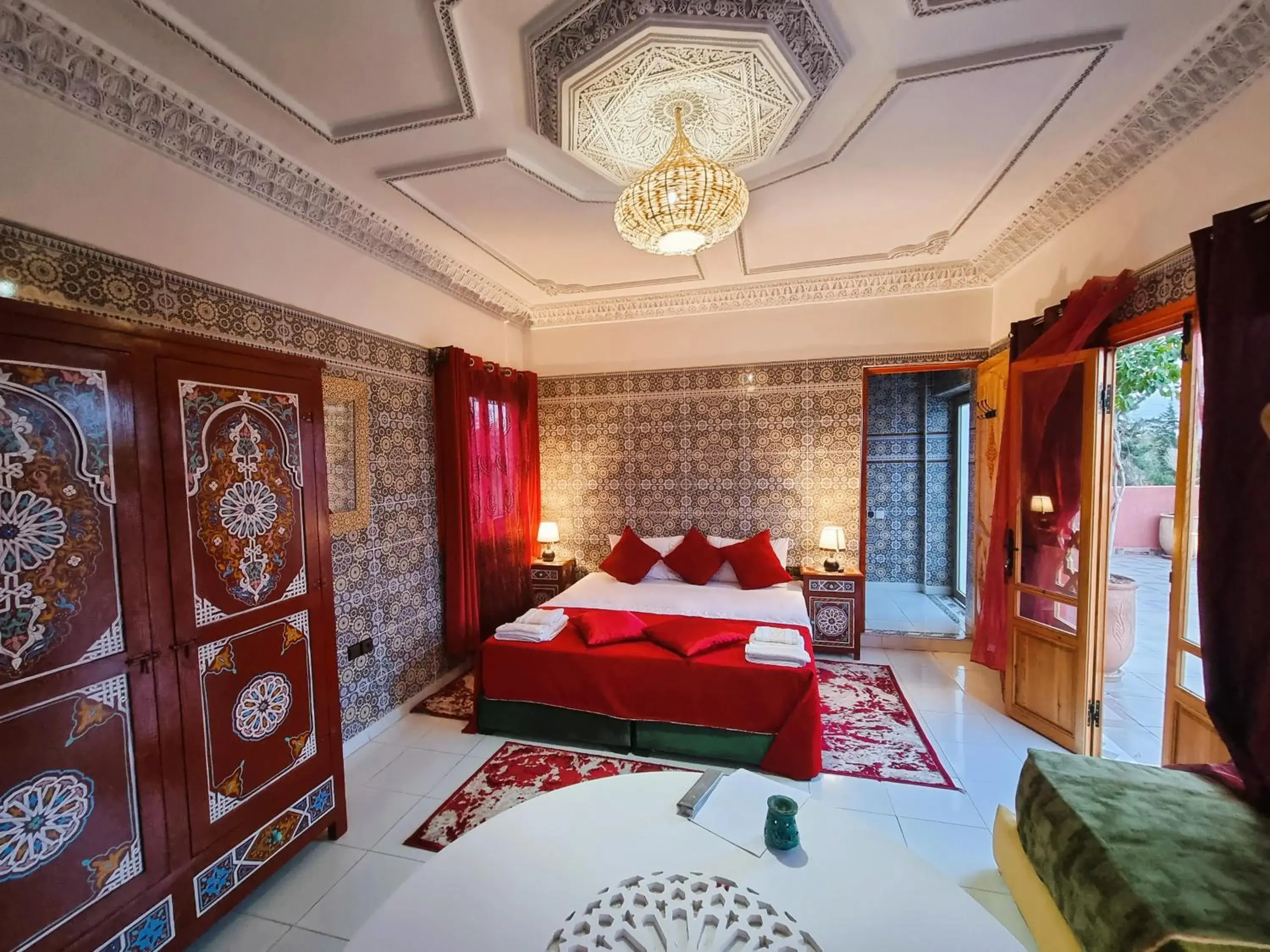 Deluxe Double or Twin Room with Mountain View in Hôtel Villa des étoiles Deluxe Double or Twin Room with Mountain View in Hôtel Villa des étoiles