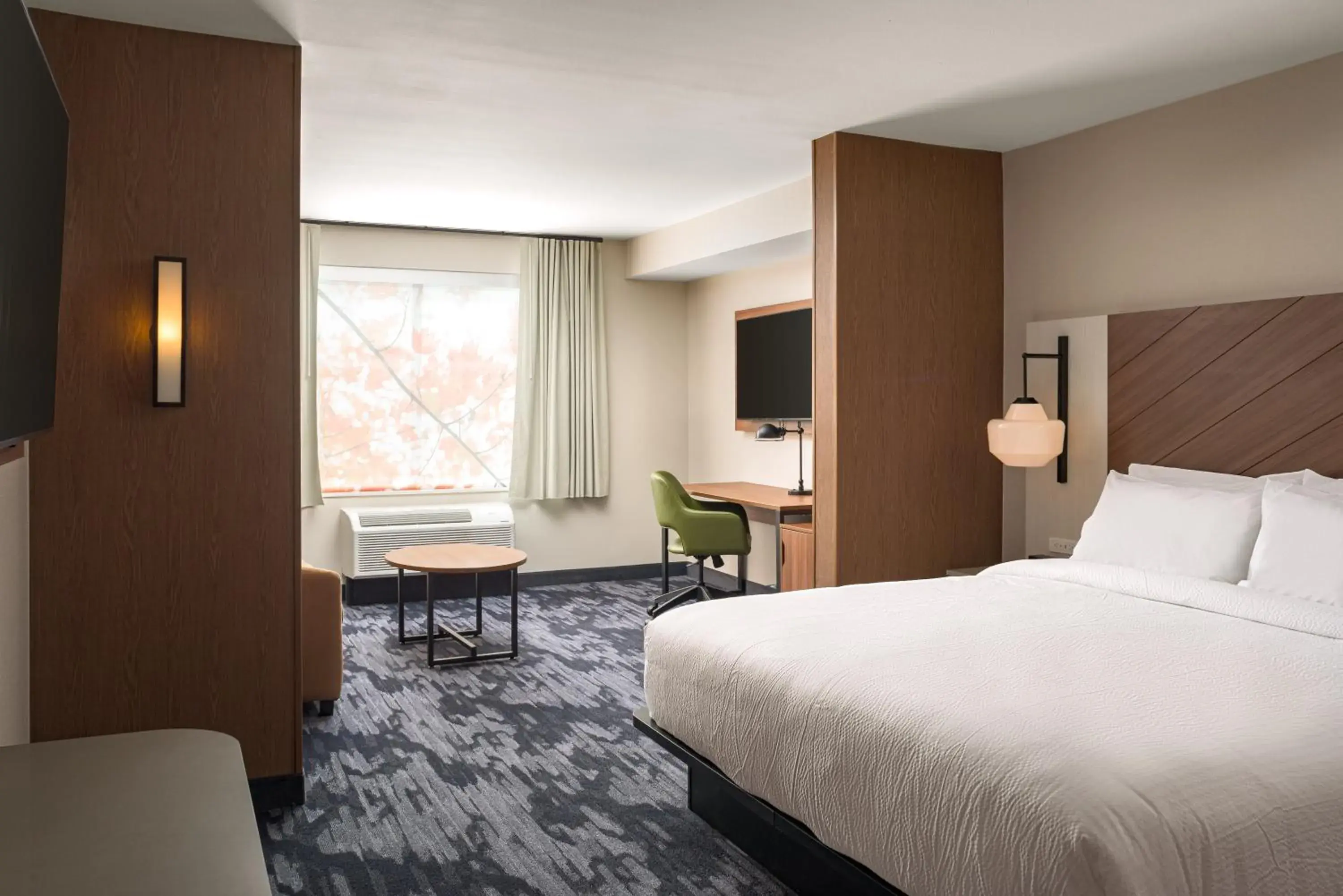 King Suite with Sofa Bed in Fairfield by Marriott Inn & Suites Cullman King Suite with Sofa Bed in Fairfield by Marriott Inn & Suites Cullman