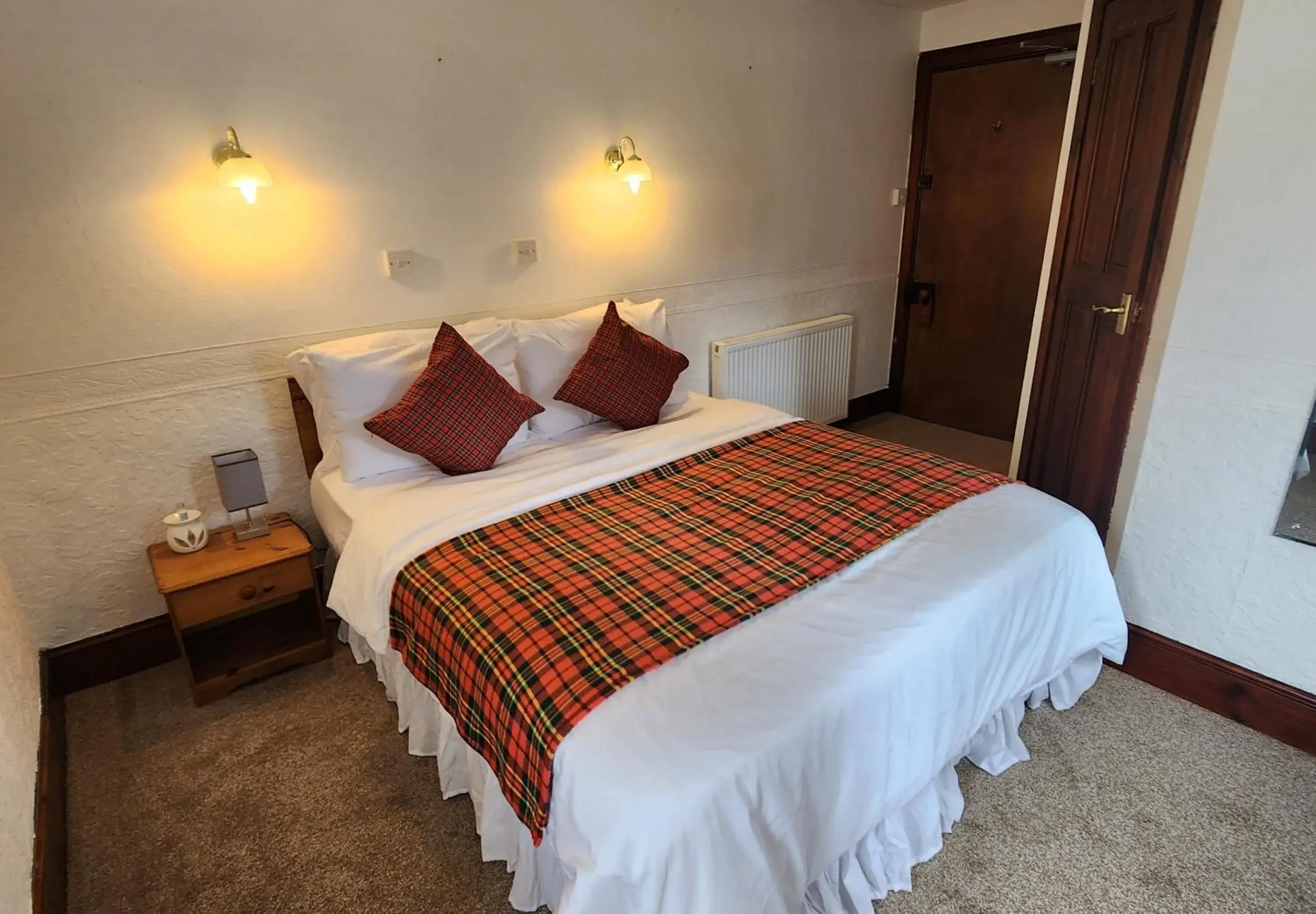 Standard Double or Twin Room in The Retreat Hotel Standard Double or Twin Room in The Retreat Hotel