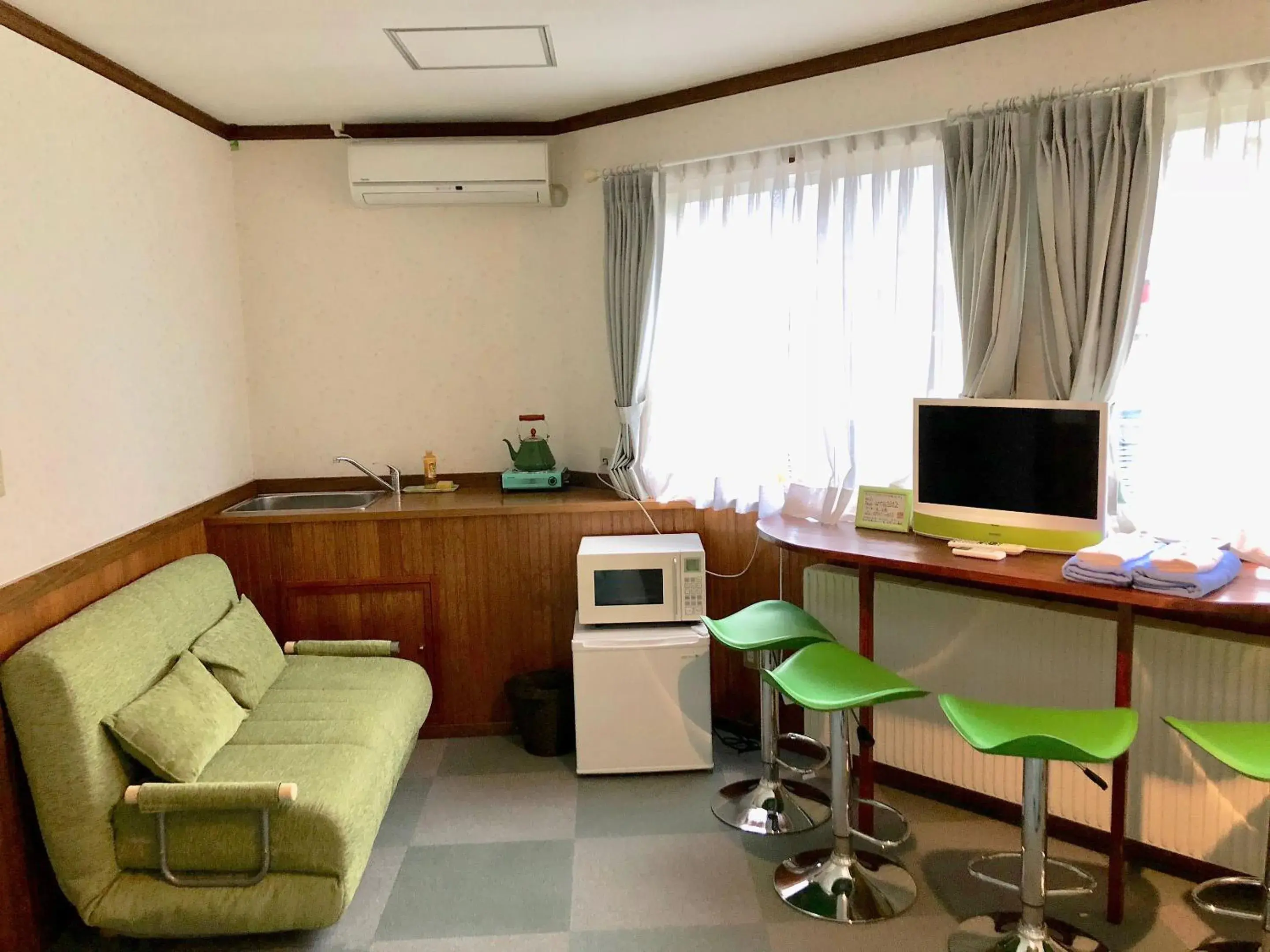 Standard Triple Room in Appi Arts Color Standard Triple Room in Appi Arts Color