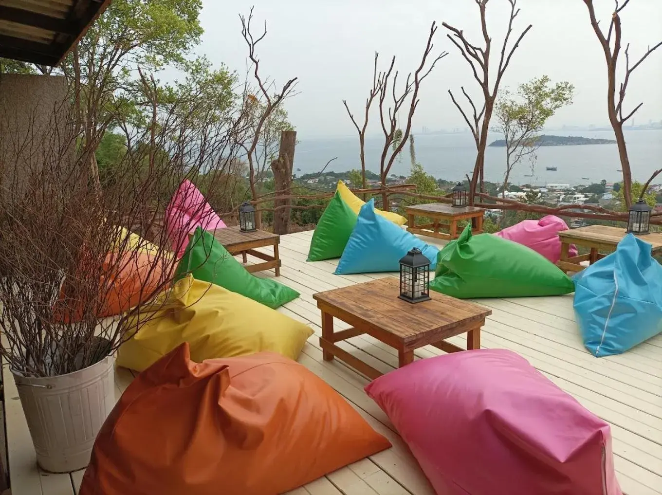 Parinya Hill Homestay & Cafe Koh Larn Parinya Hill Homestay & Cafe Koh Larn