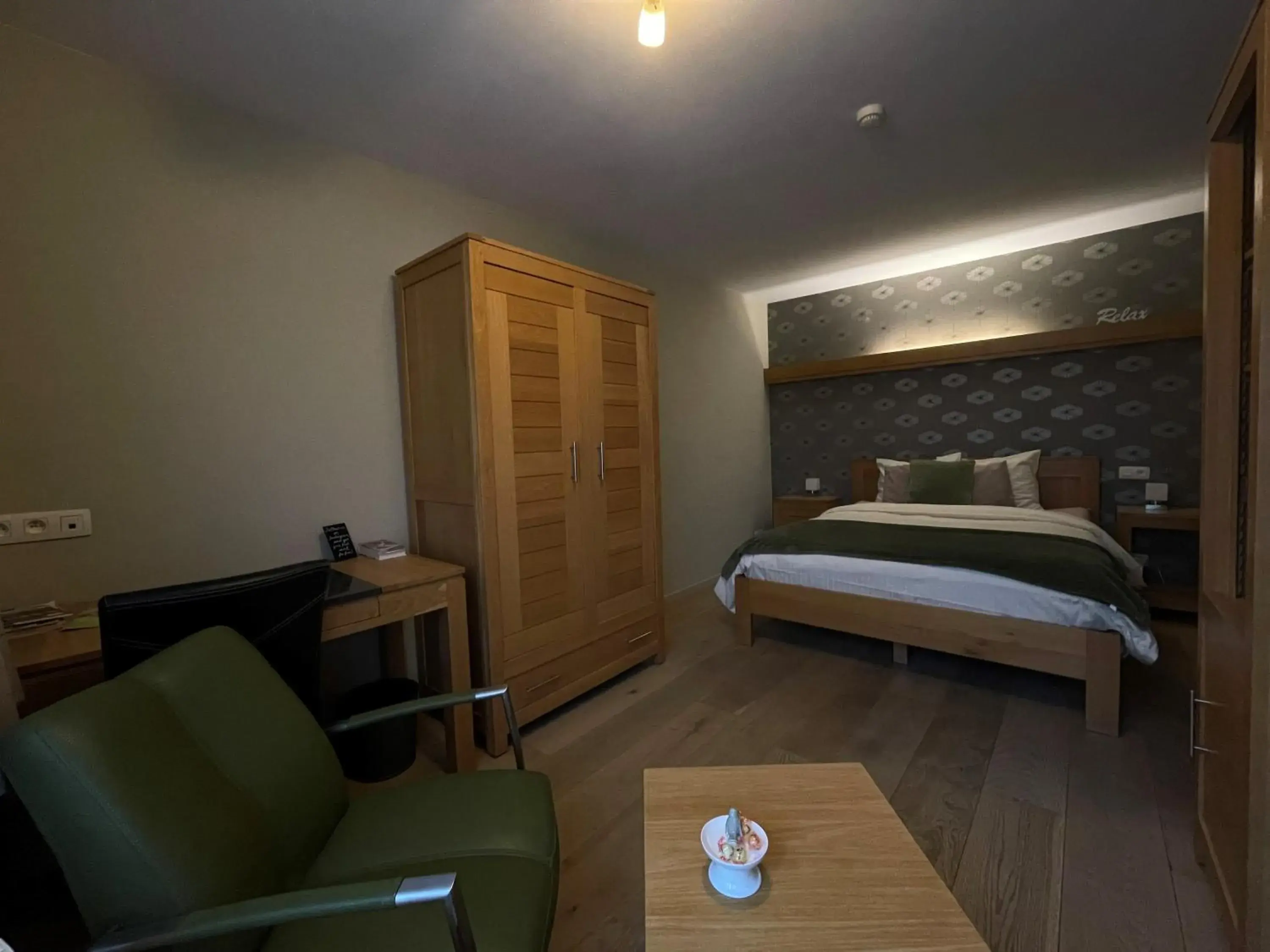 Queen Room - single occupancy in B&B Het KoeKoeKsnest Schelle Queen Room - single occupancy in B&B Het KoeKoeKsnest Schelle