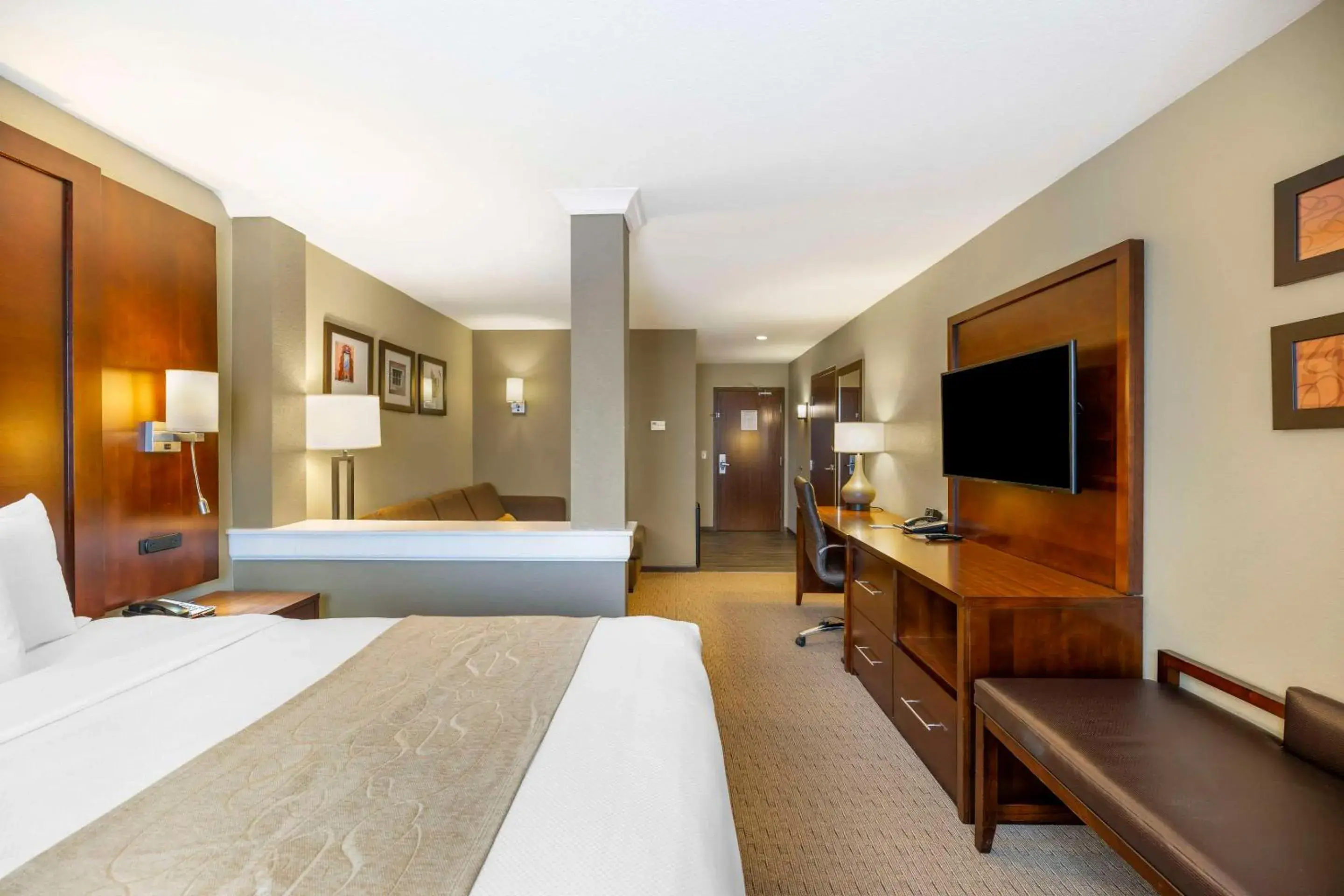 King Suite in Comfort Suites Carlsbad King Suite in Comfort Suites Carlsbad