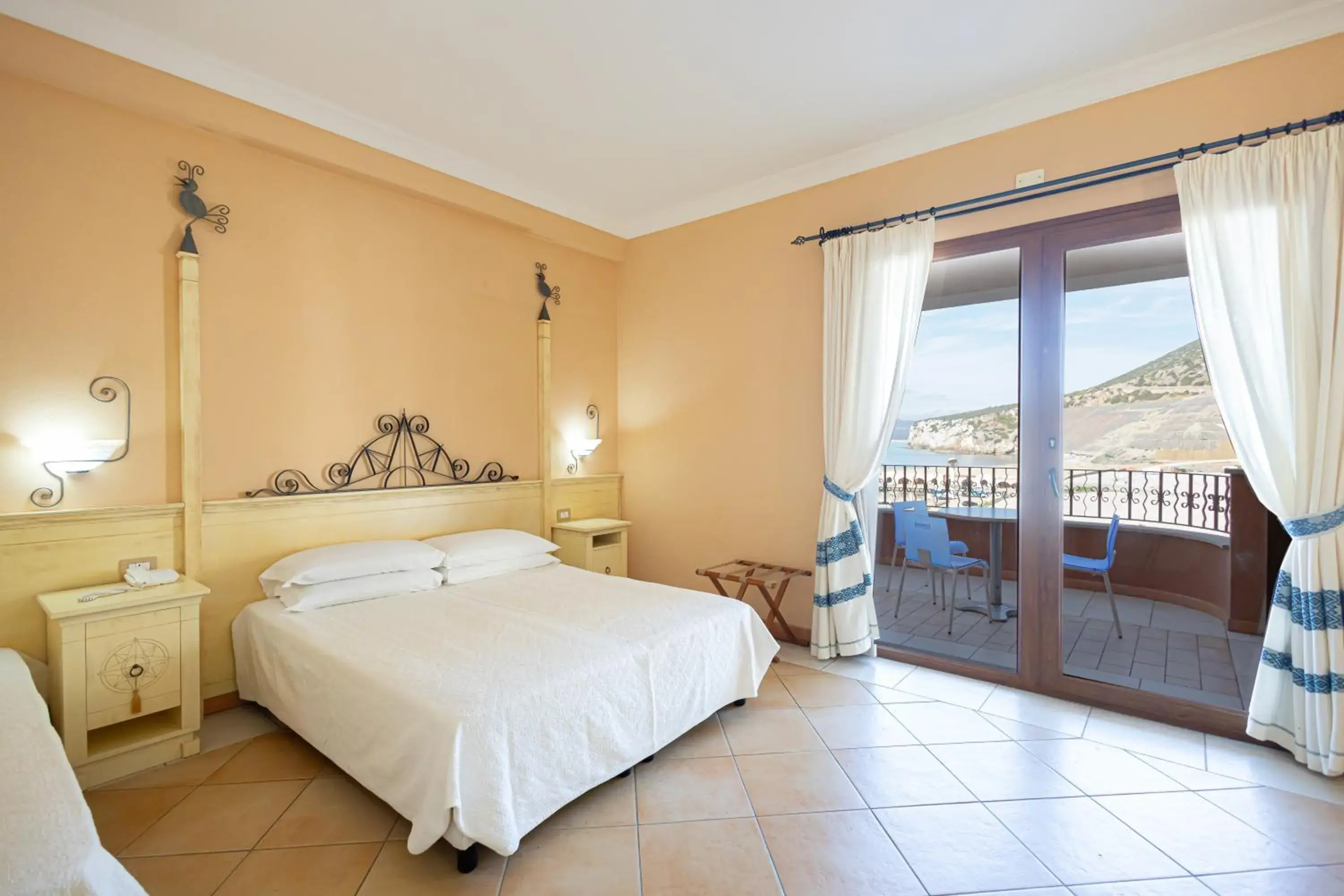 Deluxe Double or Twin Room with Terrace and Sea View in Hotel La Rosa dei Venti by LVG Hotel Collection Deluxe Double or Twin Room with Terrace and Sea View in Hotel La Rosa dei Venti by LVG Hotel Collection