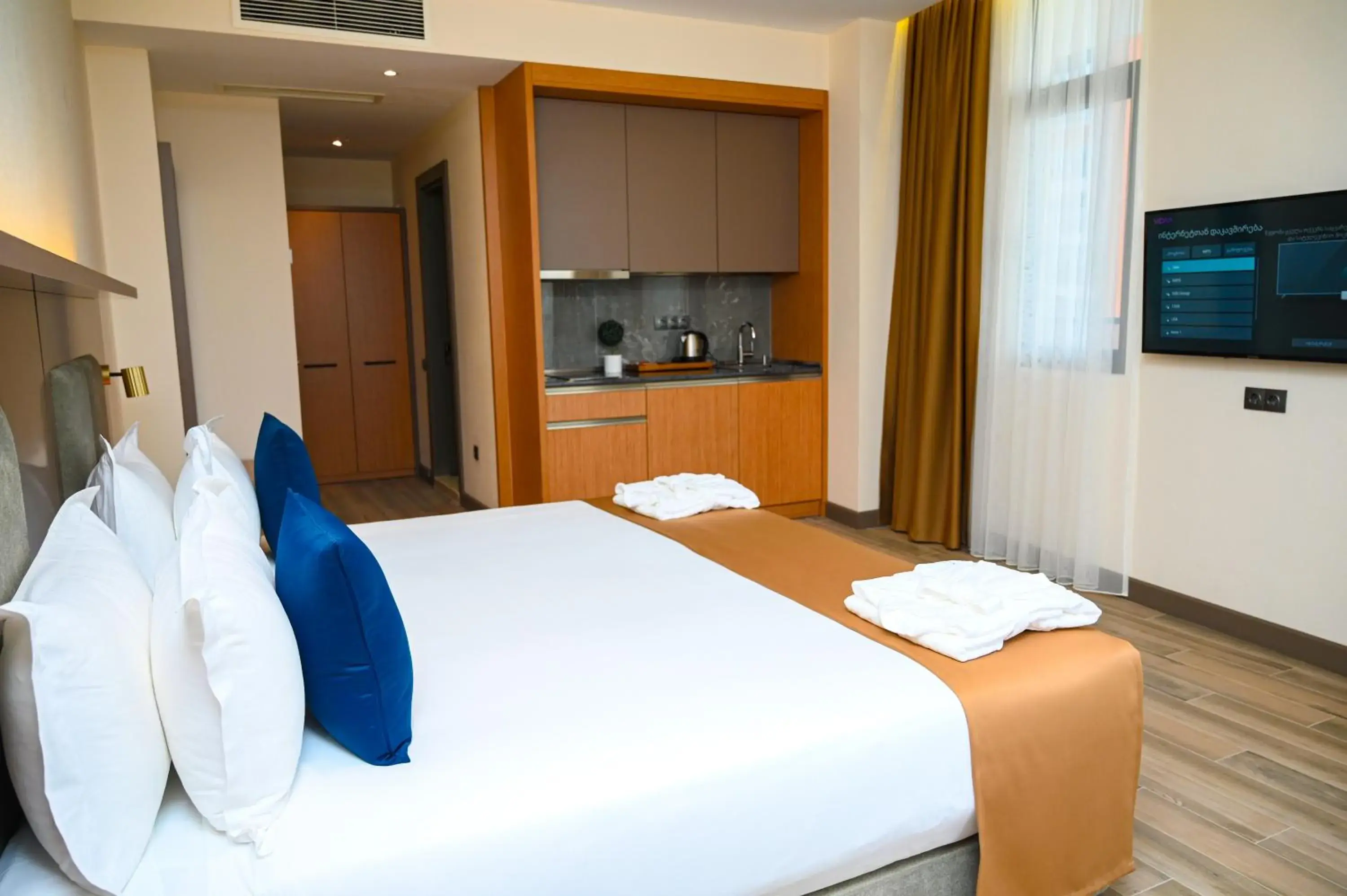 Family Room with Balcony in New Wave Apart-Hotel Family Room with Balcony in New Wave Apart-Hotel