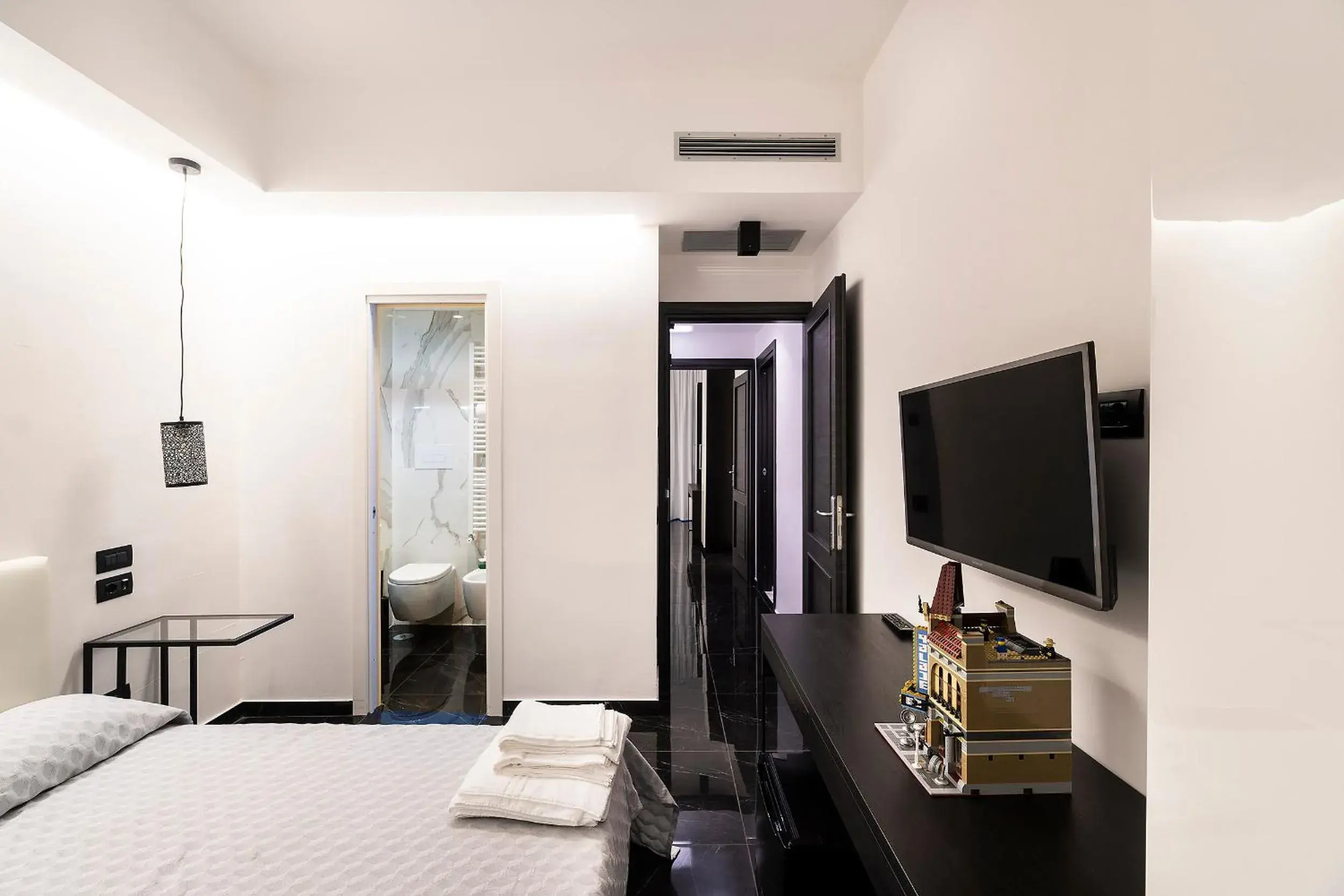 Superior Double Room - single occupancy in Chez Anna B&B - Adults only Superior Double Room - single occupancy in Chez Anna B&B - Adults only