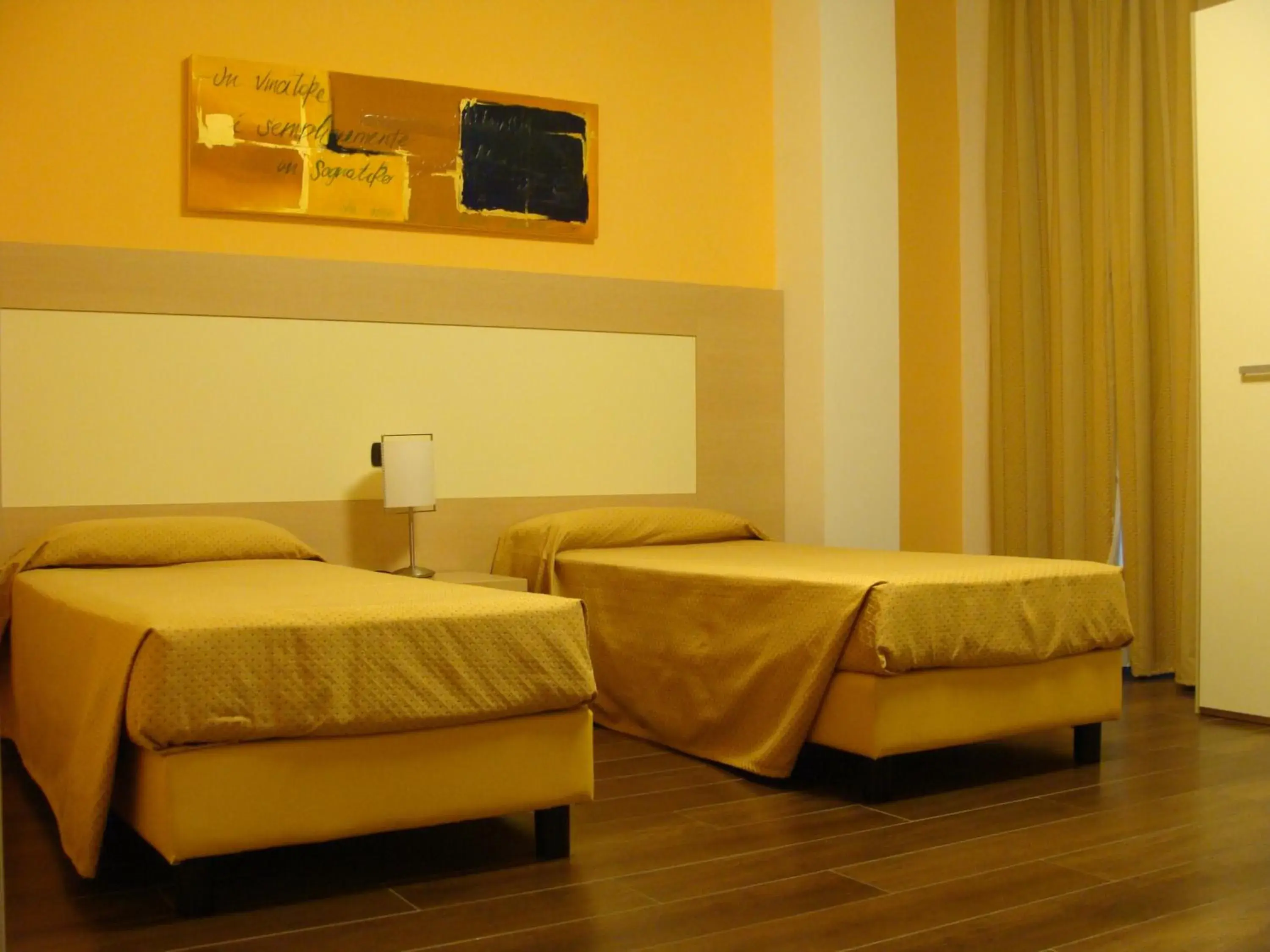 Double or Twin Room in Groane Hotel Residence Double or Twin Room in Groane Hotel Residence