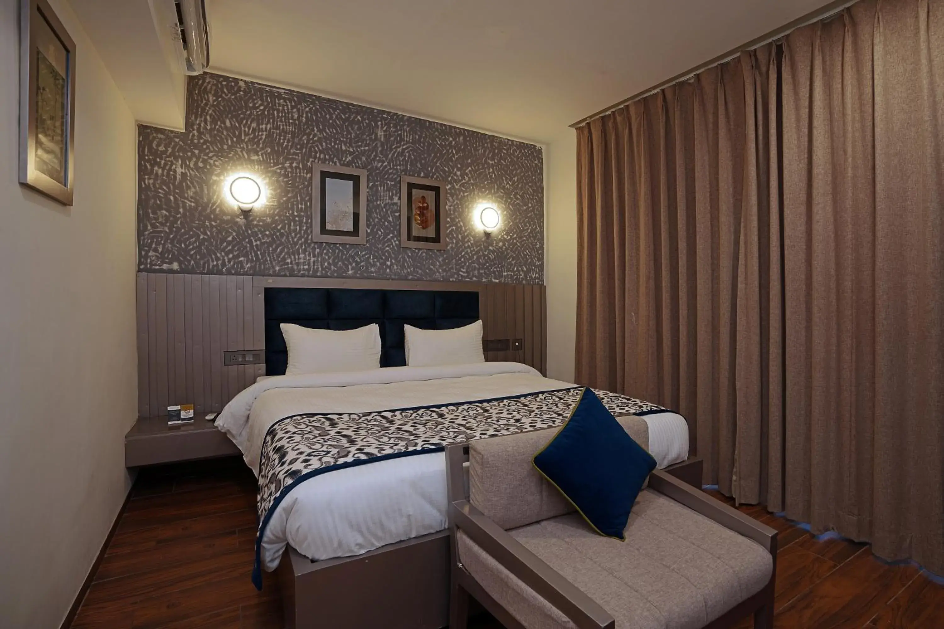 Standard Double Room - Full Day Happy Hours in Grand Continent Anjuna A Sarovar Portico Affiliate Hotel Standard Double Room - Full Day Happy Hours in Grand Continent Anjuna A Sarovar Portico Affiliate Hotel