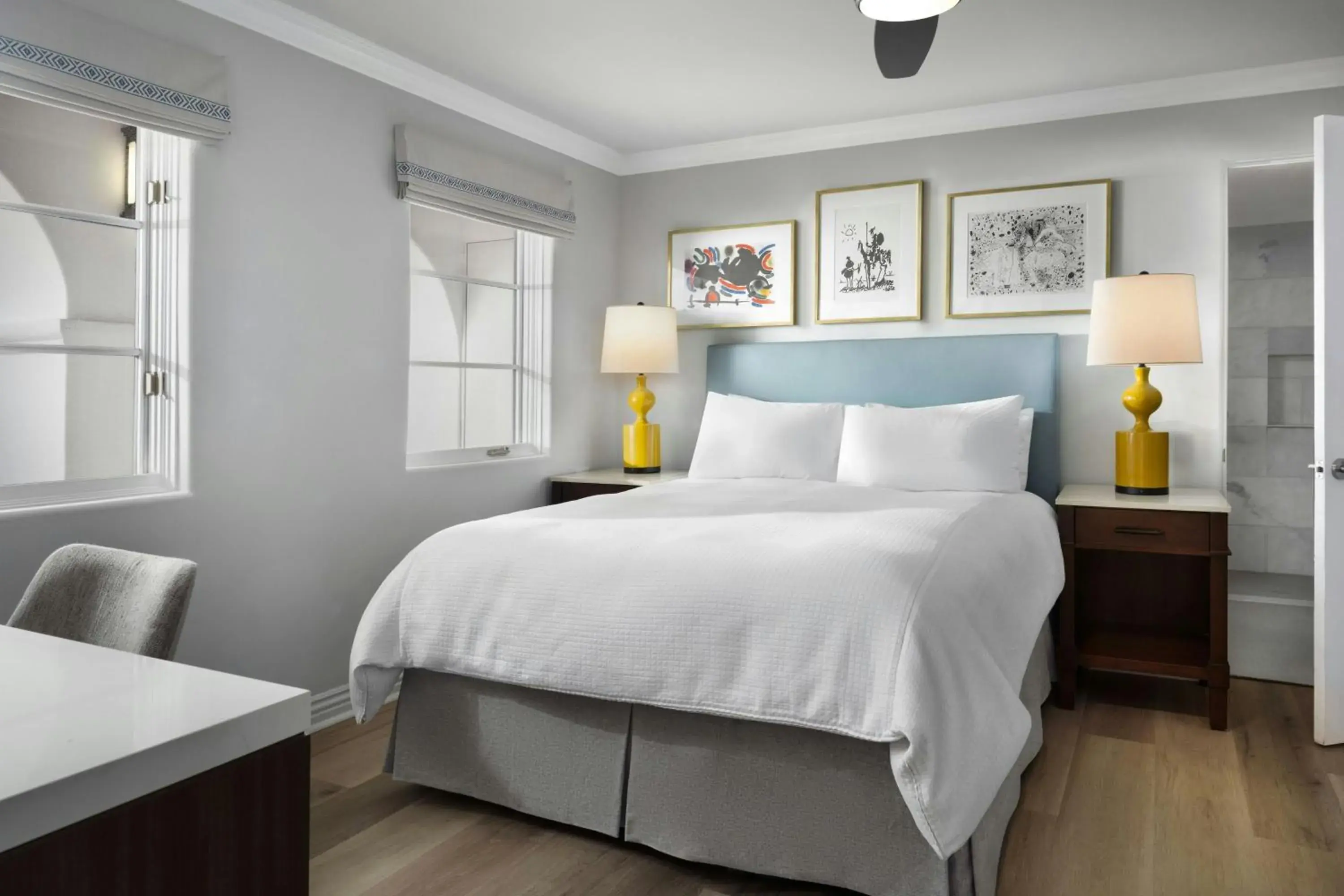 Classic Queen Room (No Resort Fees) in Triada Palm Springs, Autograph Collection Classic Queen Room (No Resort Fees) in Triada Palm Springs, Autograph Collection